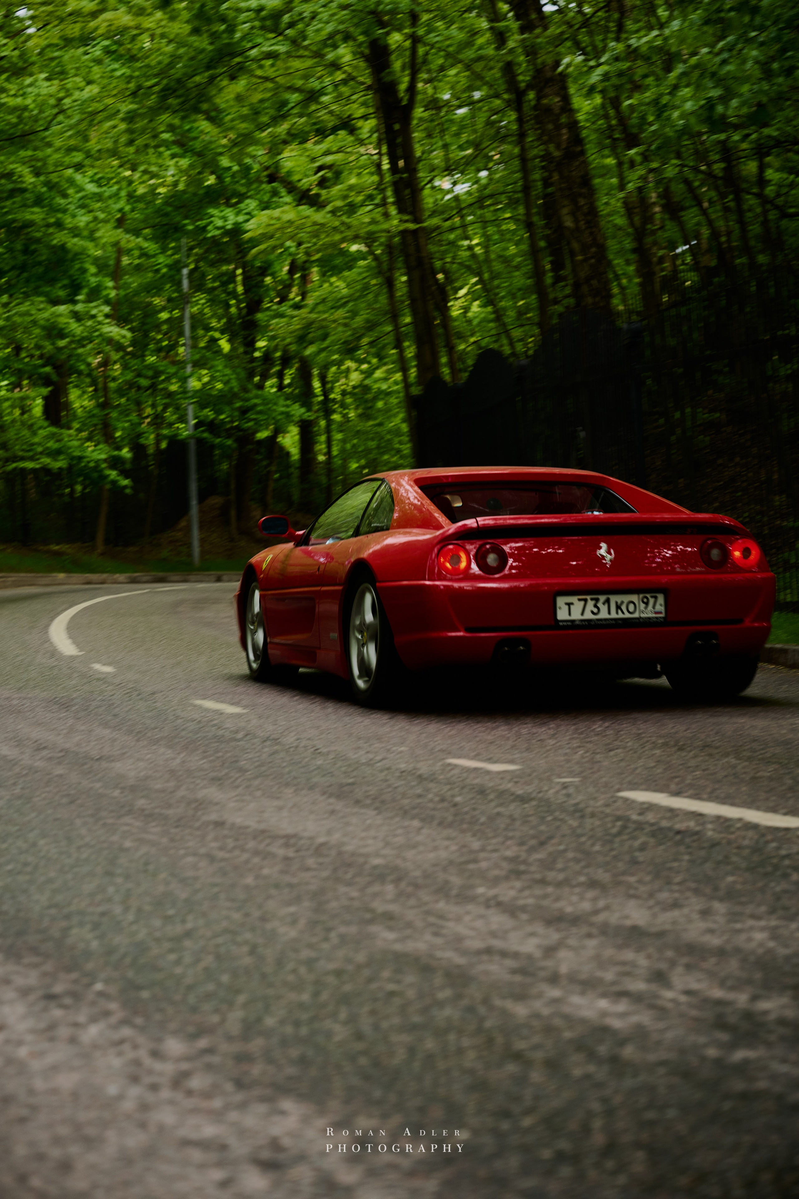 Ferrari 355 GTS. Фотограф Роман Адлер