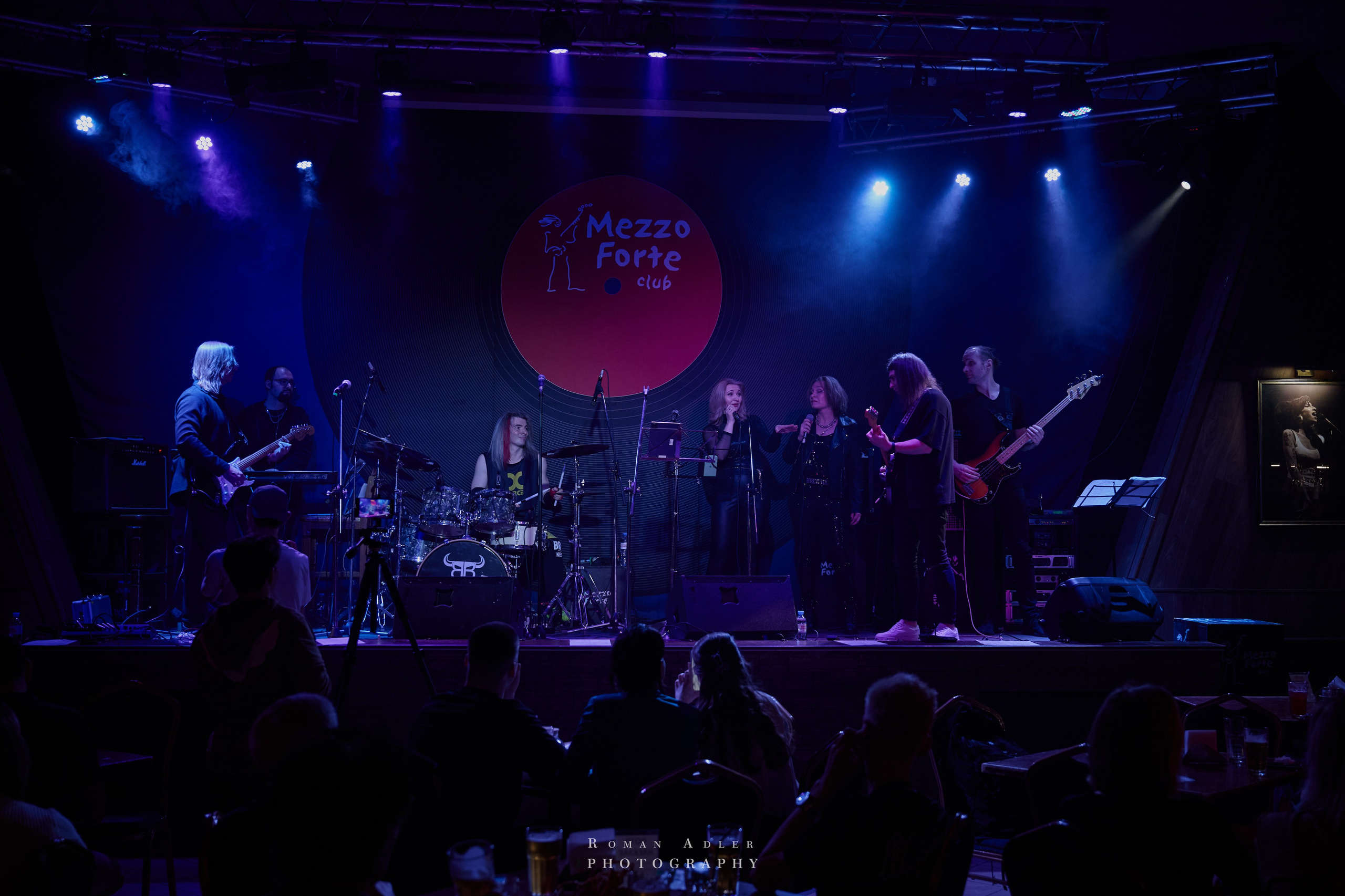Mezzo Forte club. Фотограф Роман Адлер