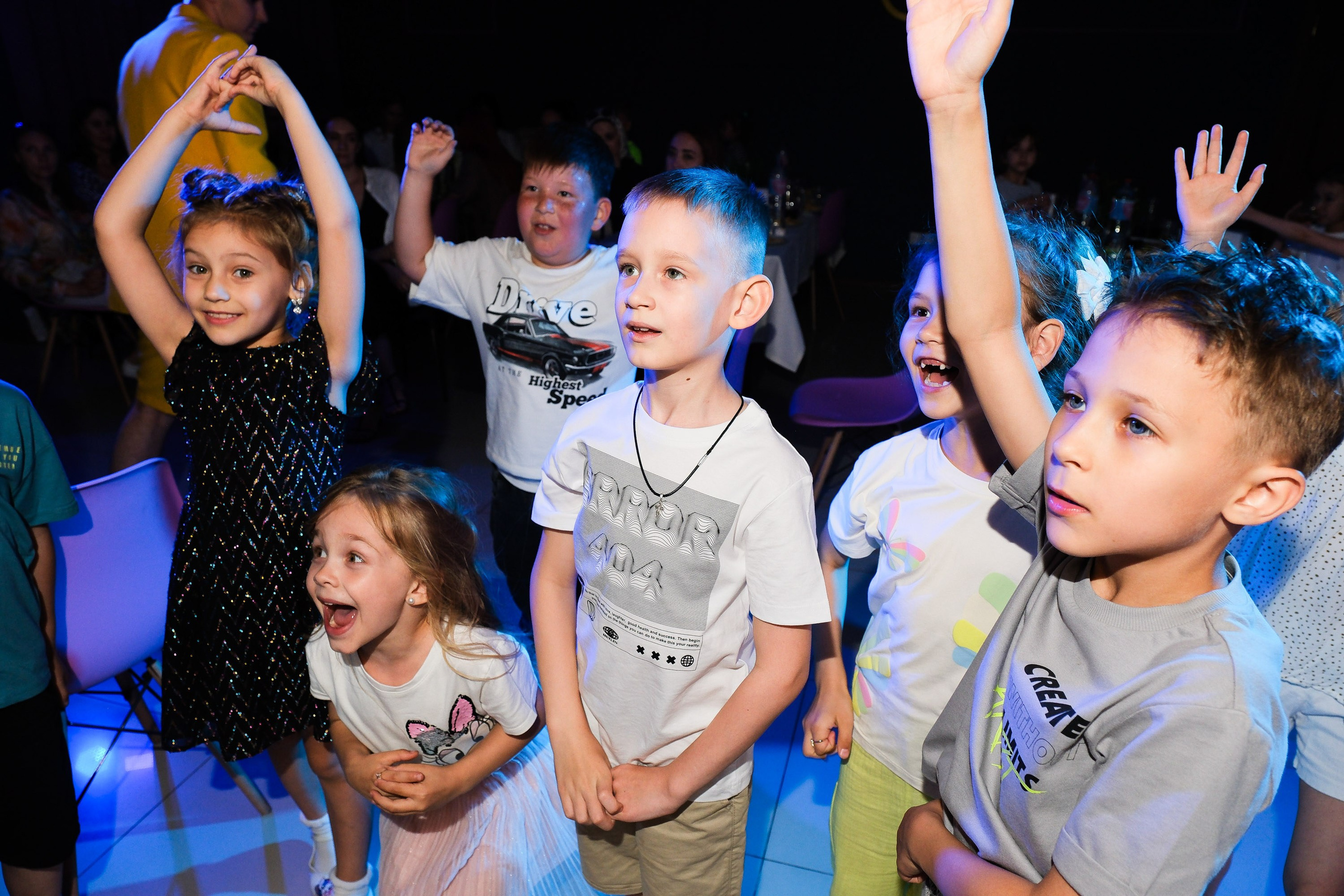 Детский сад. Выпуск. Вечер. Фотограф Анатолий Деникин