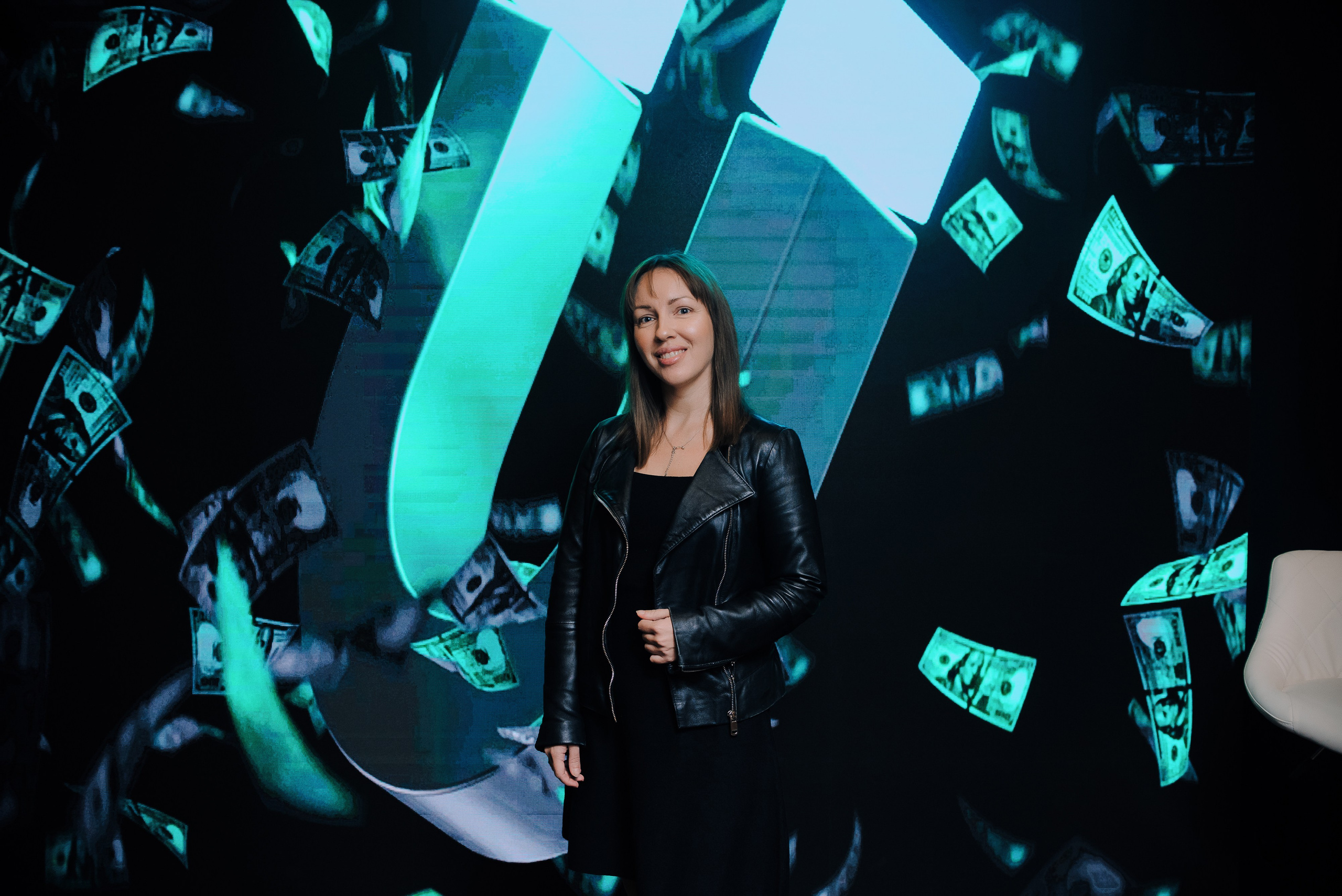 КОНФЕРЕНЦИЯ AMO CRM SIPUNI. Репортажный фотограф Зуев Роман г. Челябинск