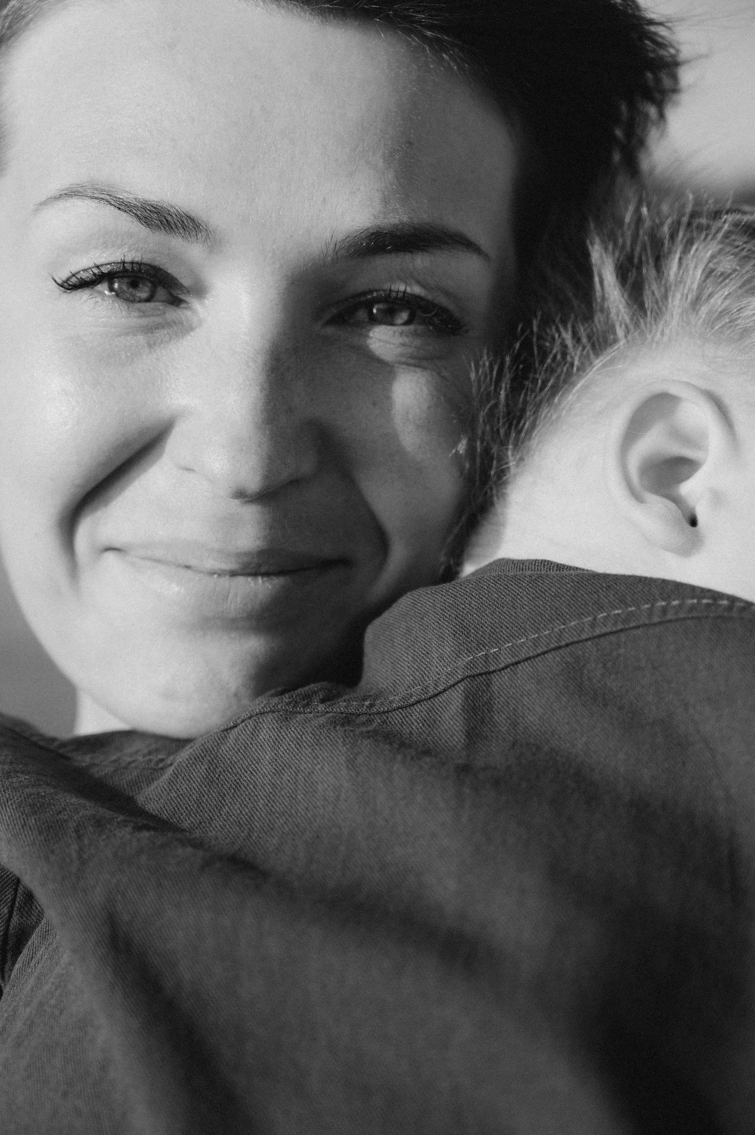 Алина. Профессиональный фотограф беременности в СПБ. Стильные фотосессии беременности в стиле минимализм и классическая фотография