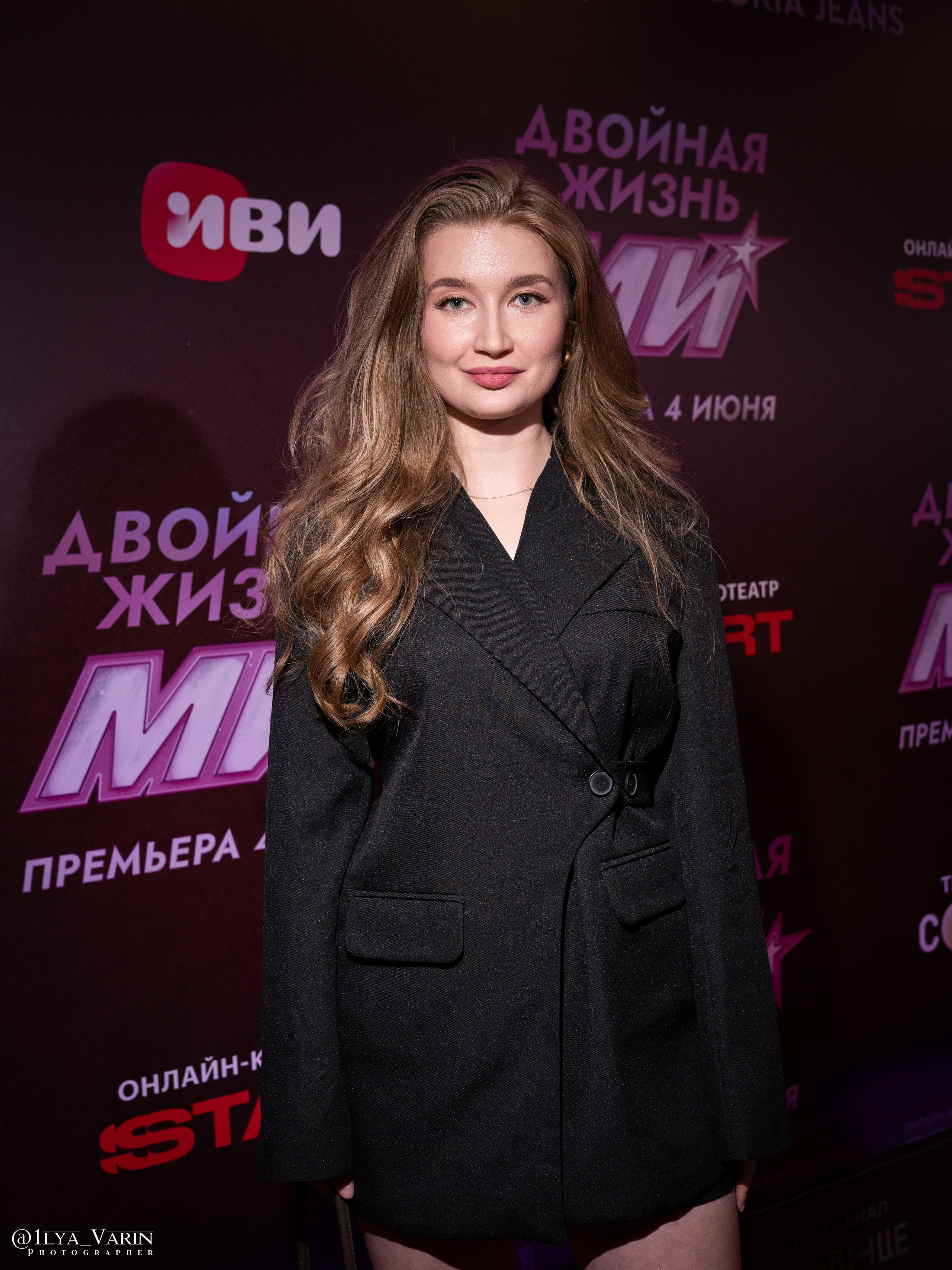 Премьера: Двойная жизнь МИ. Илья Варин — Ваш фотограф в Москве