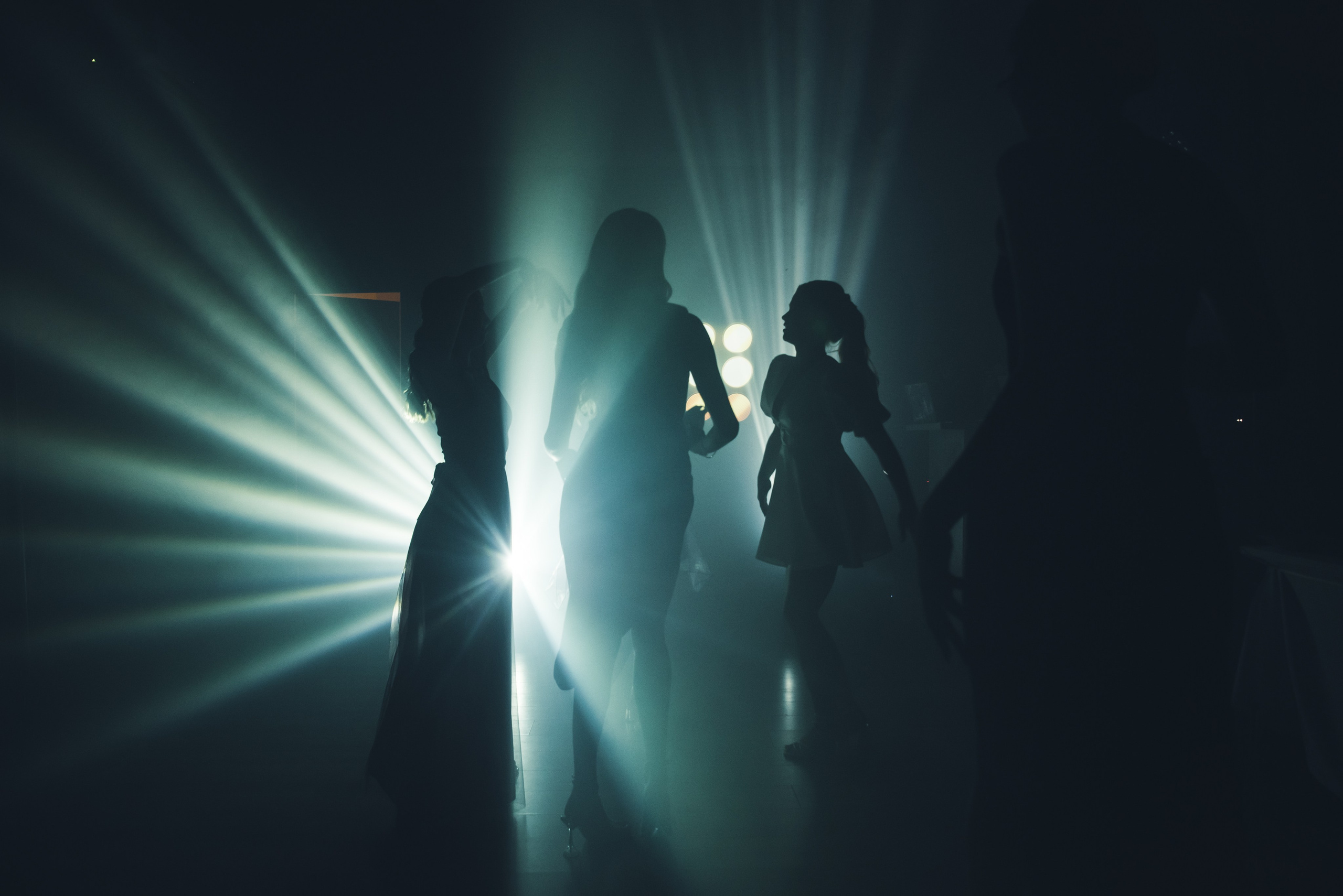 Выпускные/линейки. Свадебный и travel фотограф в Волгограде, Сочи, Домбае, Европе