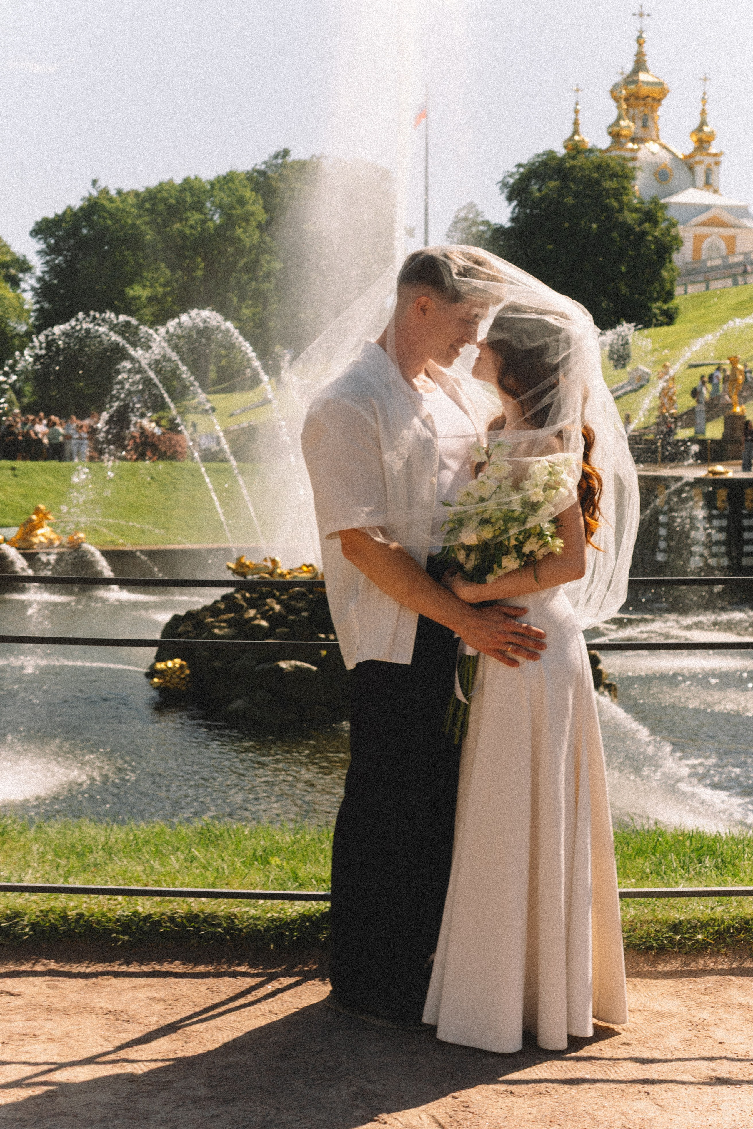 СВАДЕБНАЯ СЬЕМКА В ПЕТЕРГОФЕ И СЬЕМКА РЕПОРТАЖА В ЗАГСЕ ПЕТЕРГОФА. Профессиональный фотограф, Санкт-Петербург — Виктория Богомолова