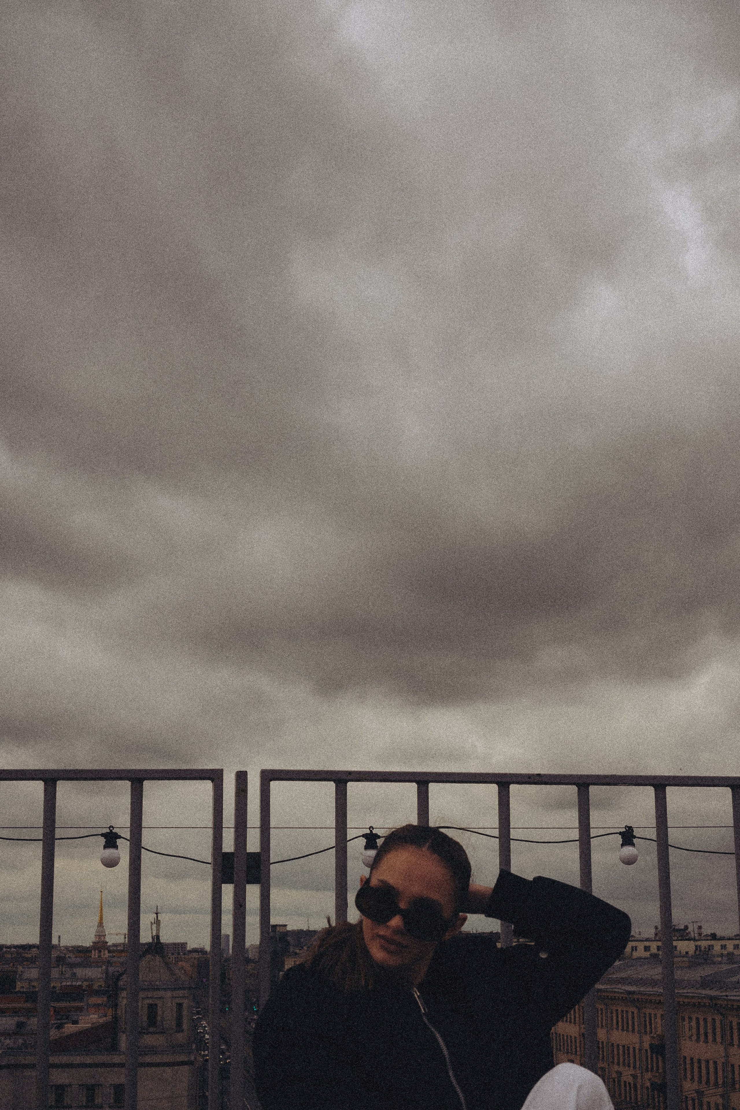 МЫ ГУЛЯЛИ ПРО КРЫШАМ ПИТЕРА. Профессиональный фотограф, Санкт-Петербург — Виктория Богомолова