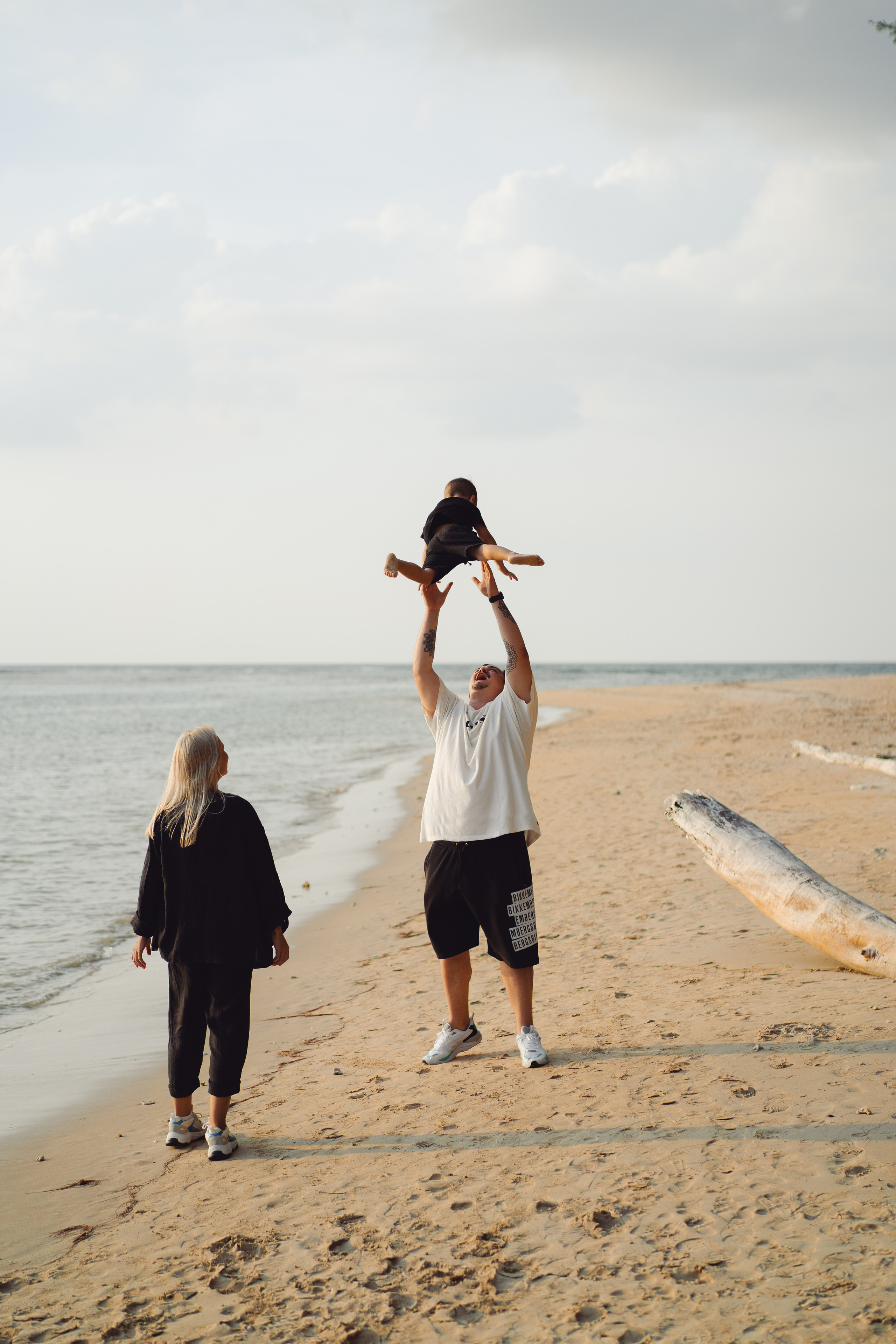 EKATERINA & VIKTOR & SON. Портретный и семейный фотограф на Пхукете Андрей Валиев