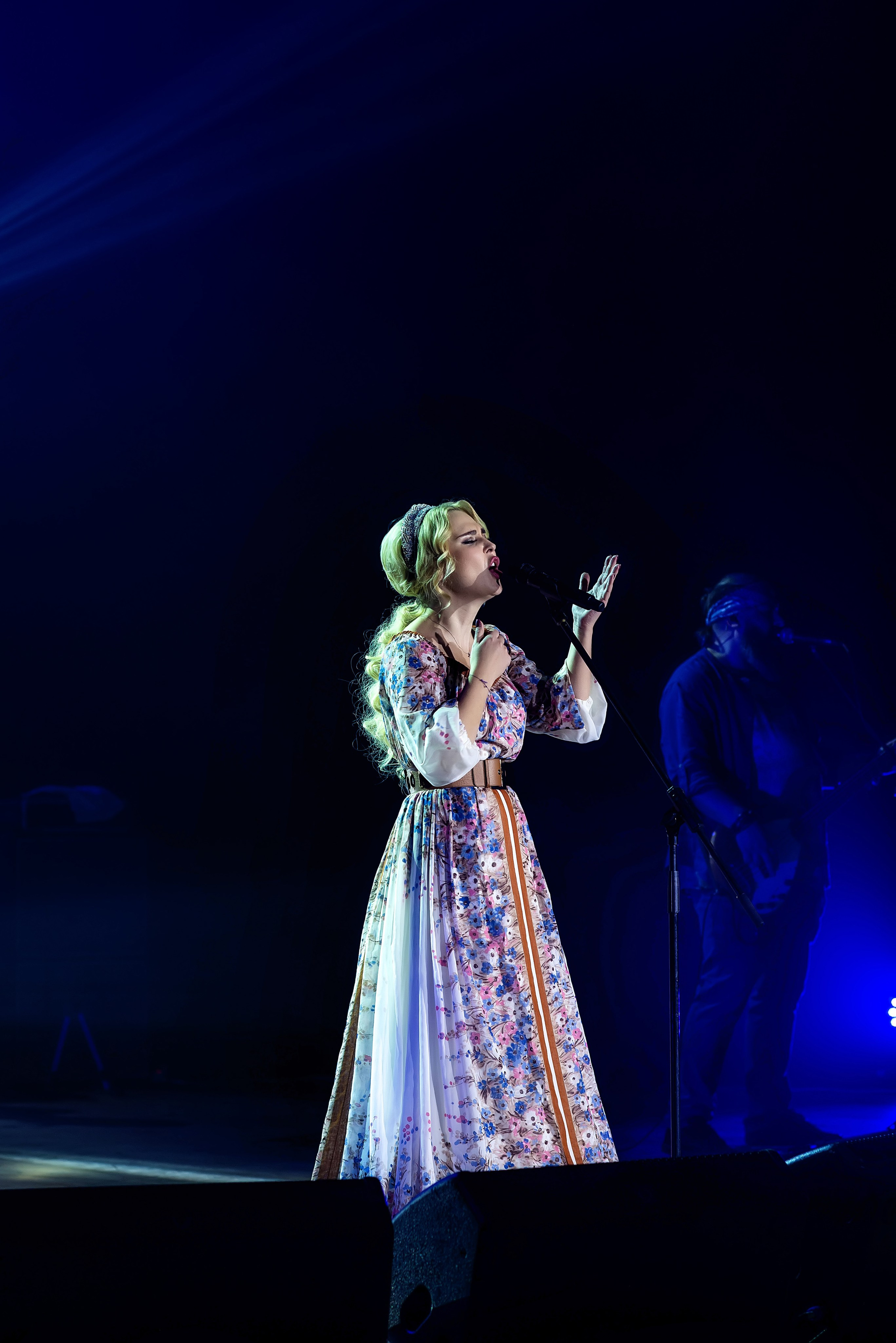 Концерт Пелагеи. Школьный, фэшн фотограф в Тюмени и в России Ирина Королева