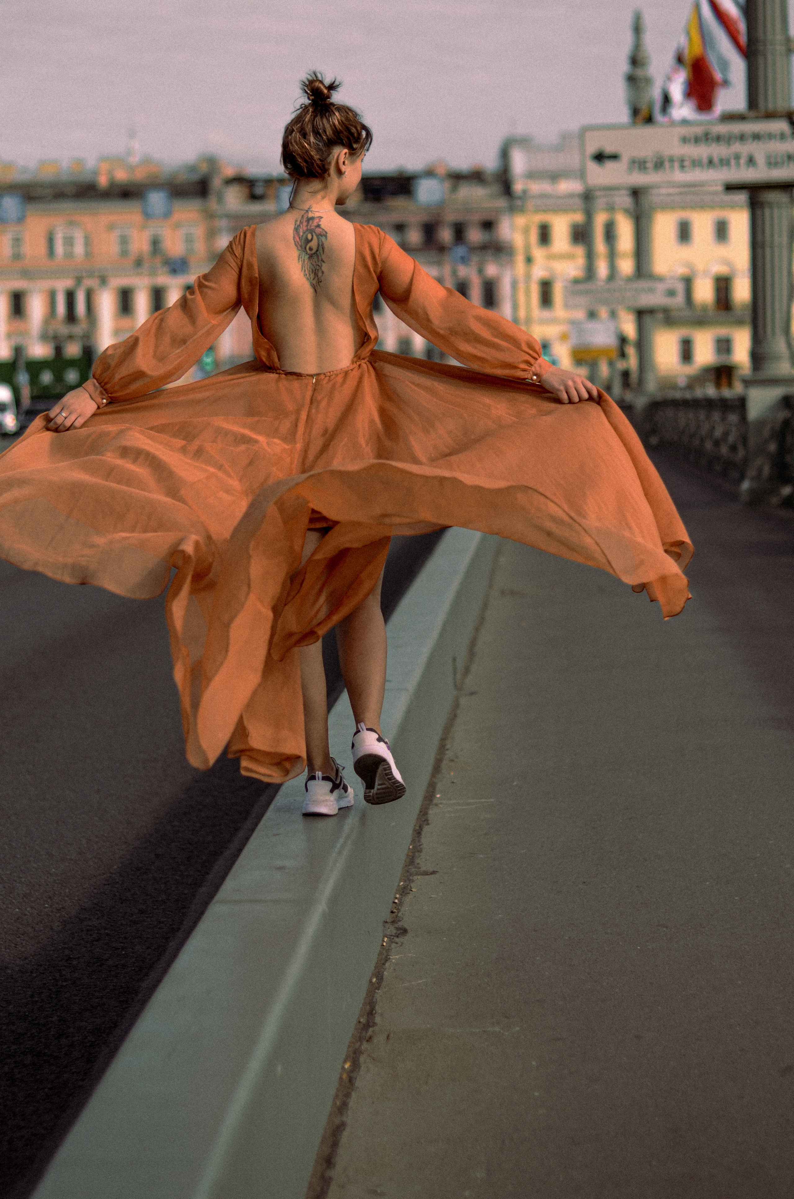 Раннее утро в большом городе. Алина Стрелкова — фотограф