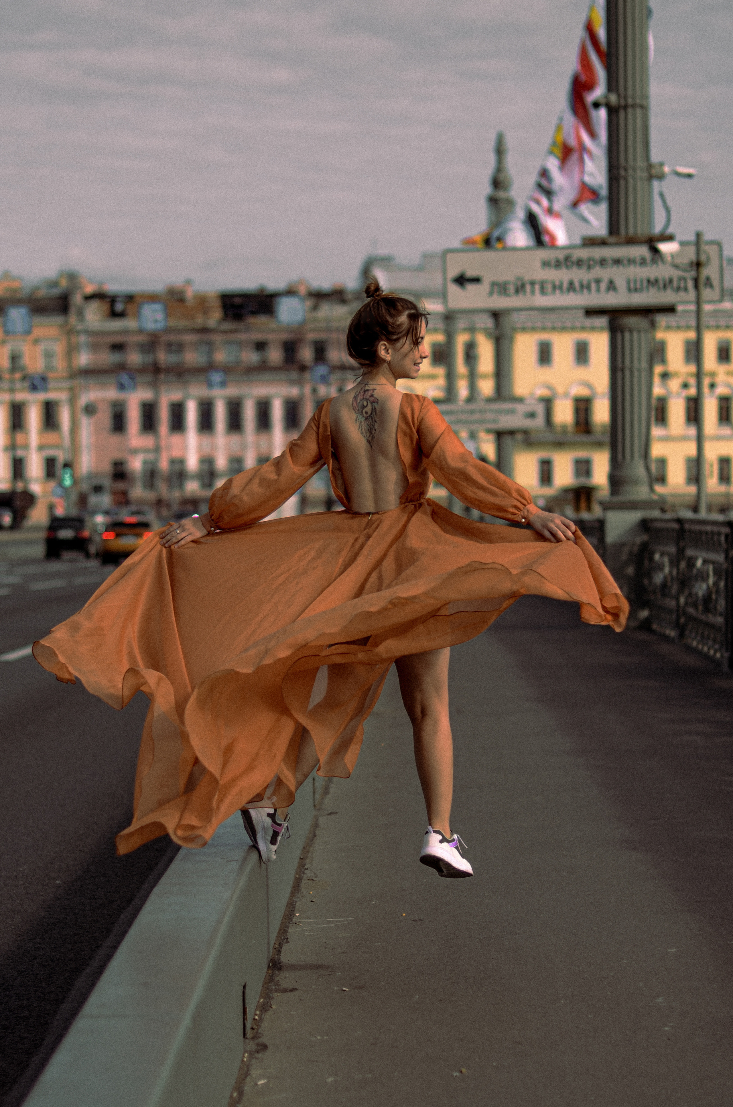 Раннее утро в большом городе. Алина Стрелкова — фотограф