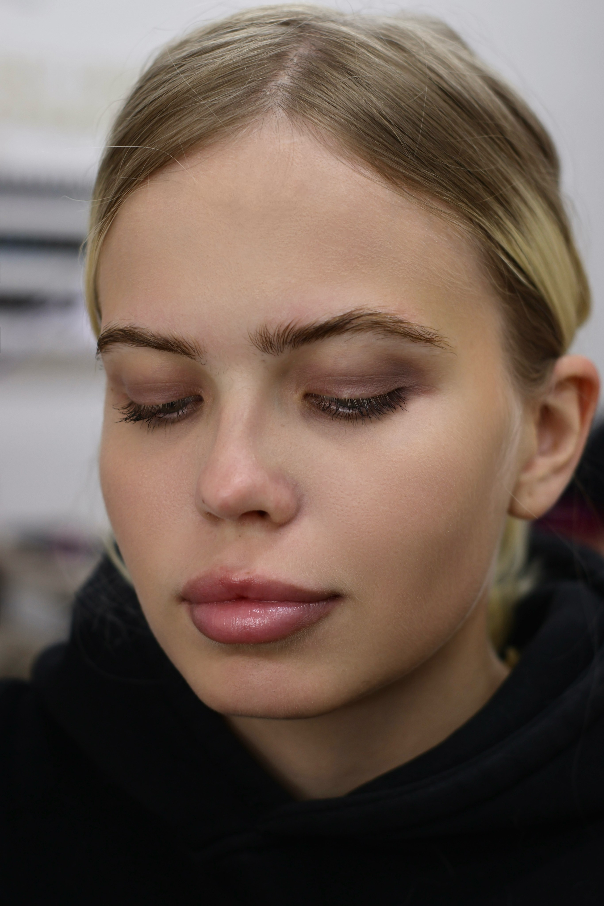 NOGTEPEEL. Glow Models