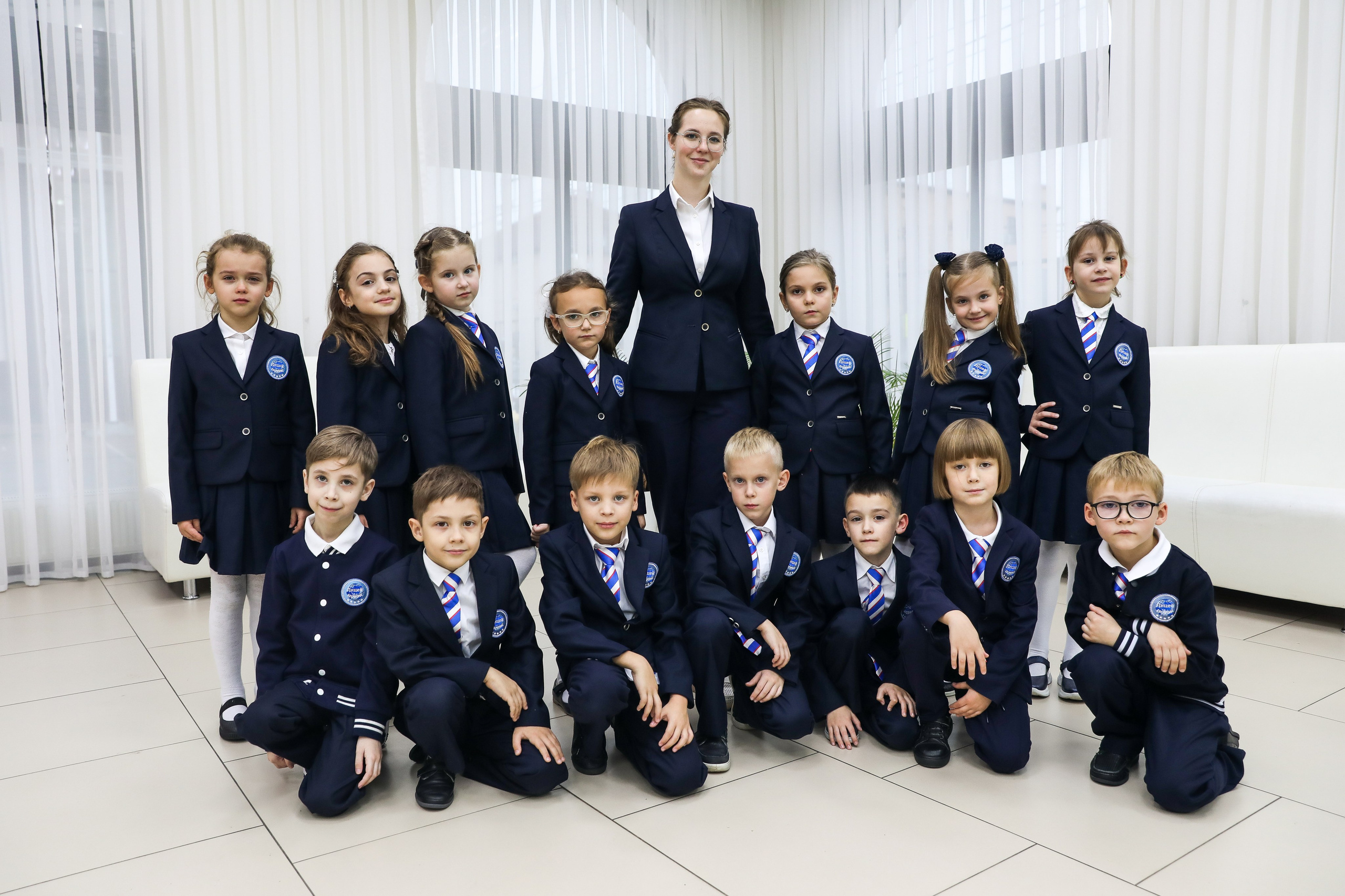 ЛИЦЕЙ ИСТЭК. Photographer Viktoriya Markushina «My world throug»