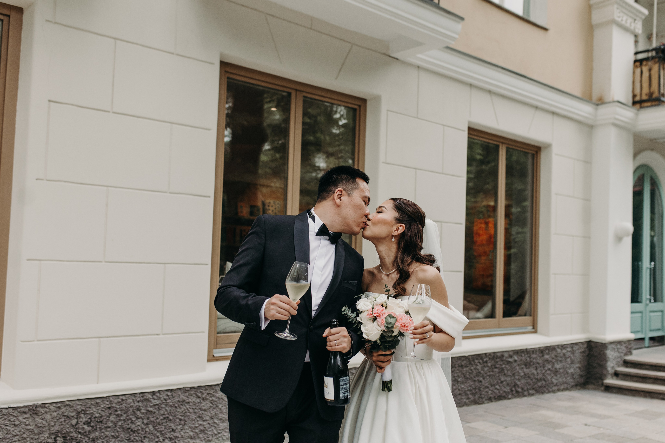 Wedding. Свадебный и семейный фотограф в Алматы Laura Dosmann