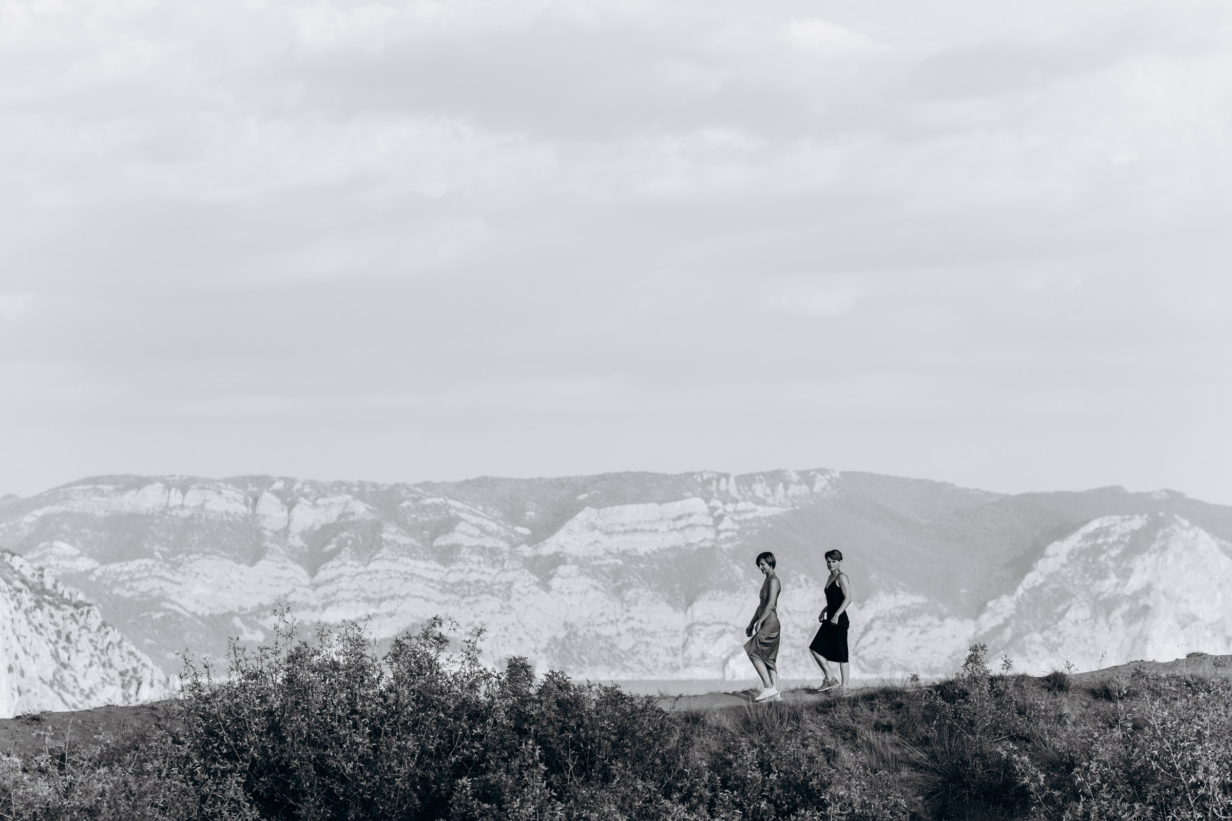 Наталья и Марина (Две сестры). Фотограф в Крыму — Федор зайцев. Свадебная, семейная и портретная съёмка. Фотографии для контента, для бизнеса. Корпоративная съёмка