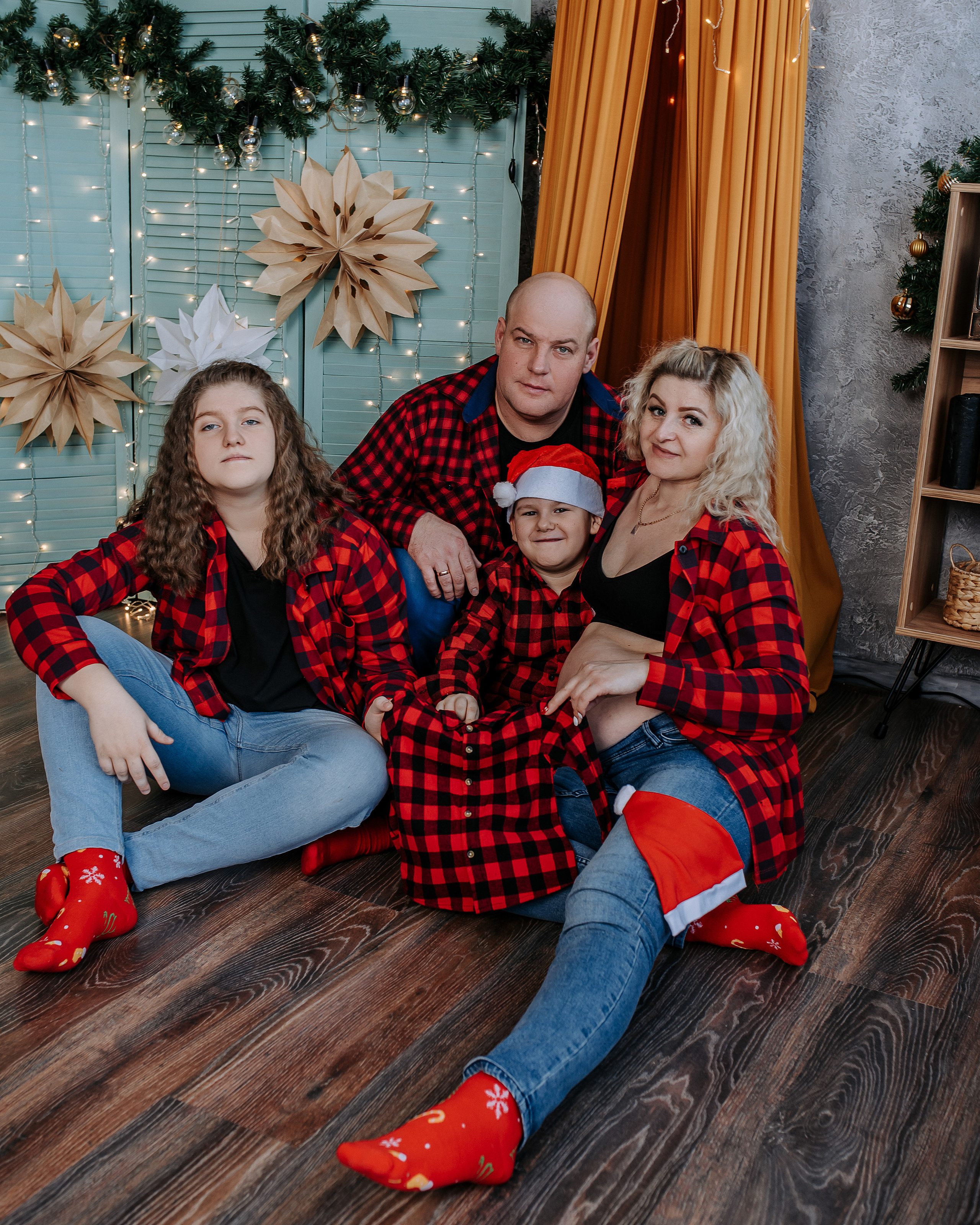 Семейная фотосессия на Новый Год. Фотограф Диана Оленина Красноярск / Братск