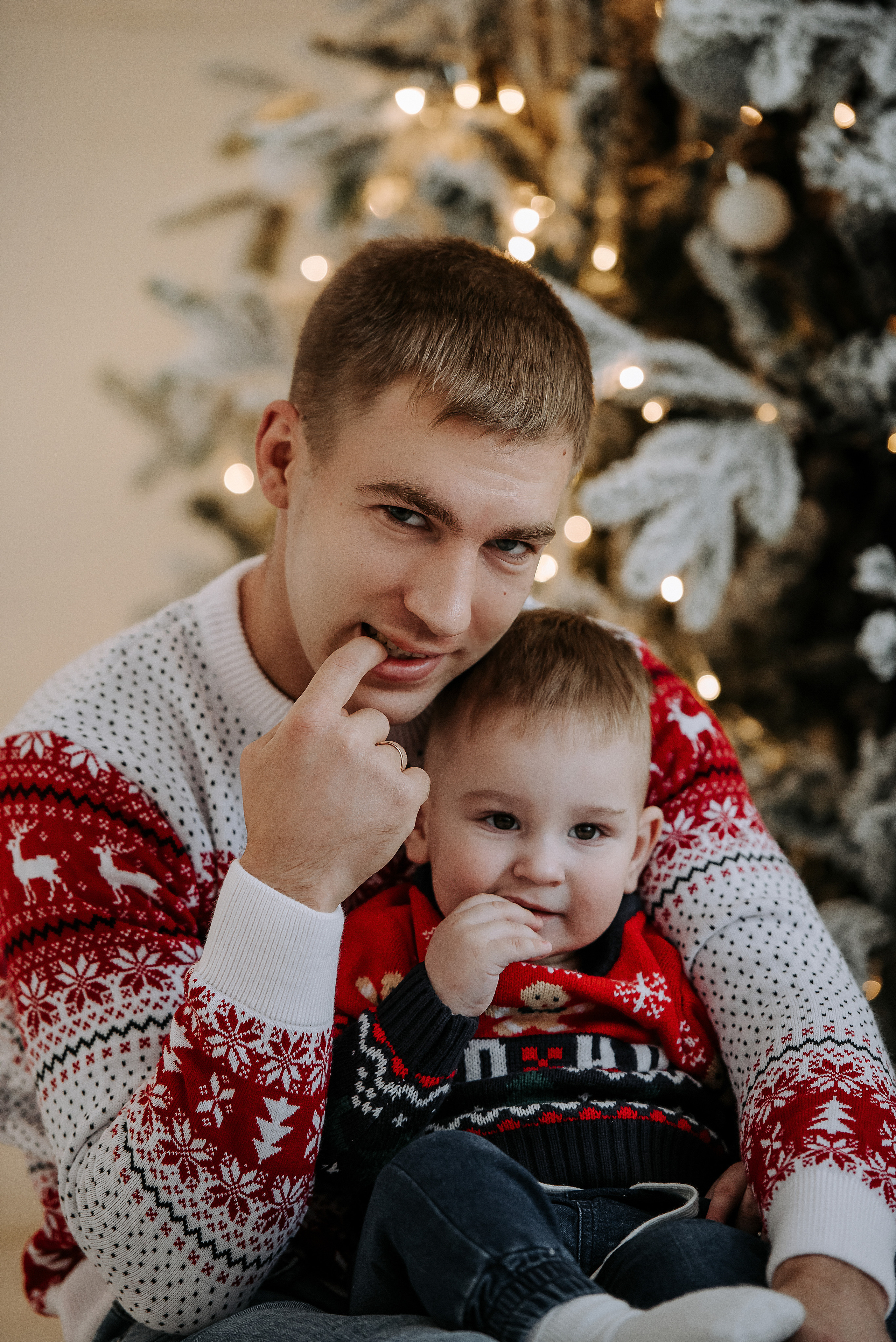 Семейная фотосессия на Новый Год. Фотограф Диана Оленина Красноярск / Братск