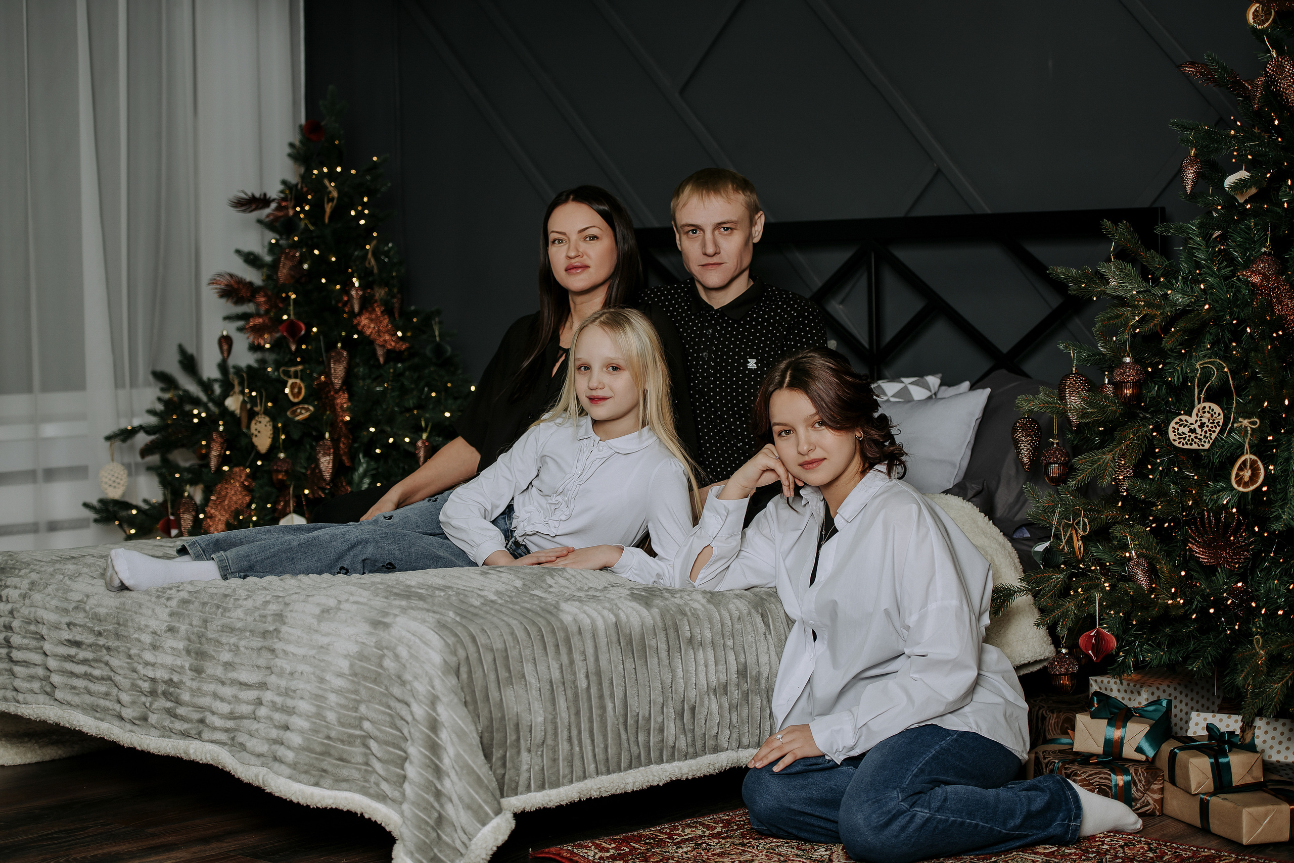 Семейная фотосессия на Новый Год. Фотограф Диана Оленина Красноярск / Братск