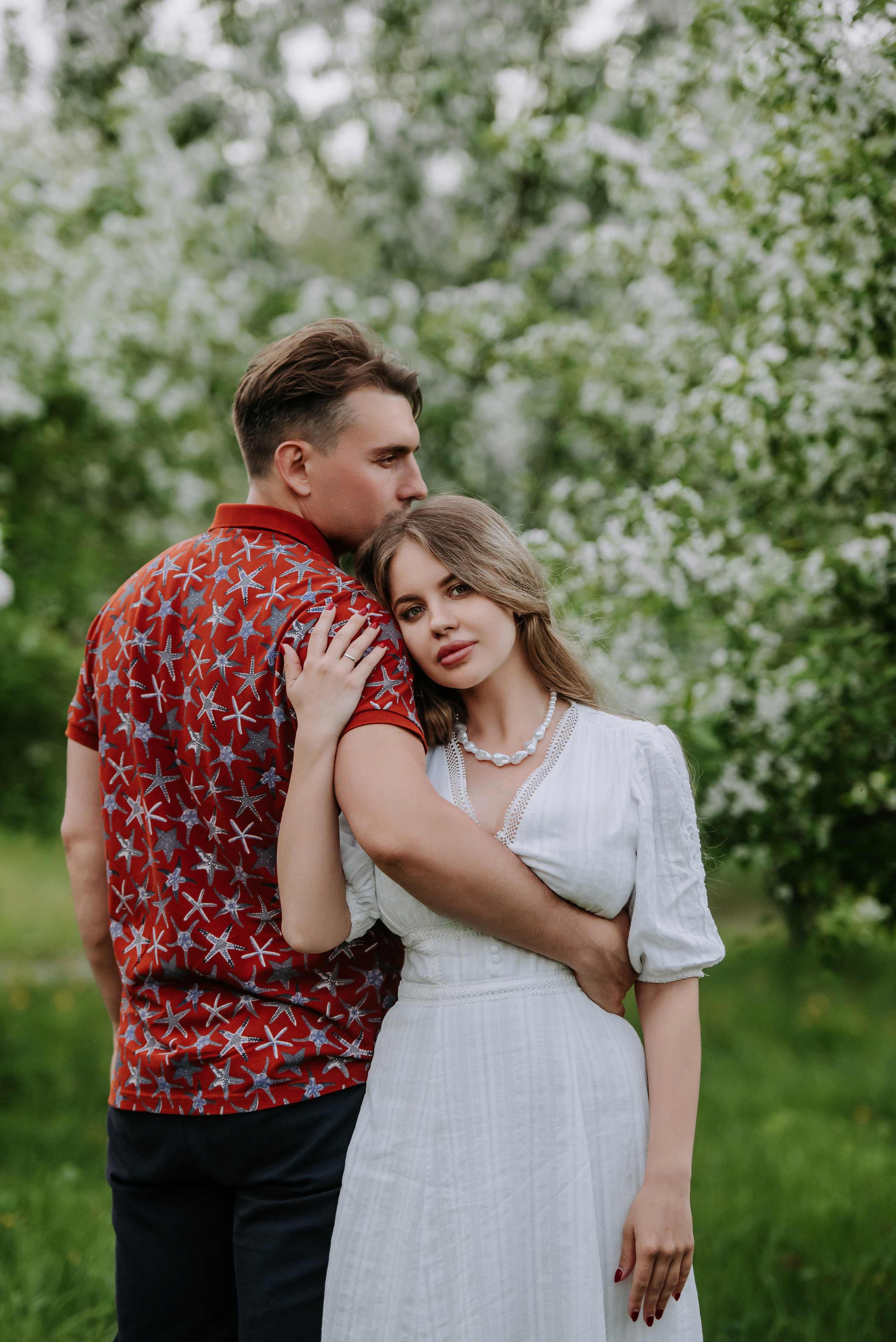 Цветение яблони семья Гончаровых. Фотограф Диана Оленина Красноярск / Братск