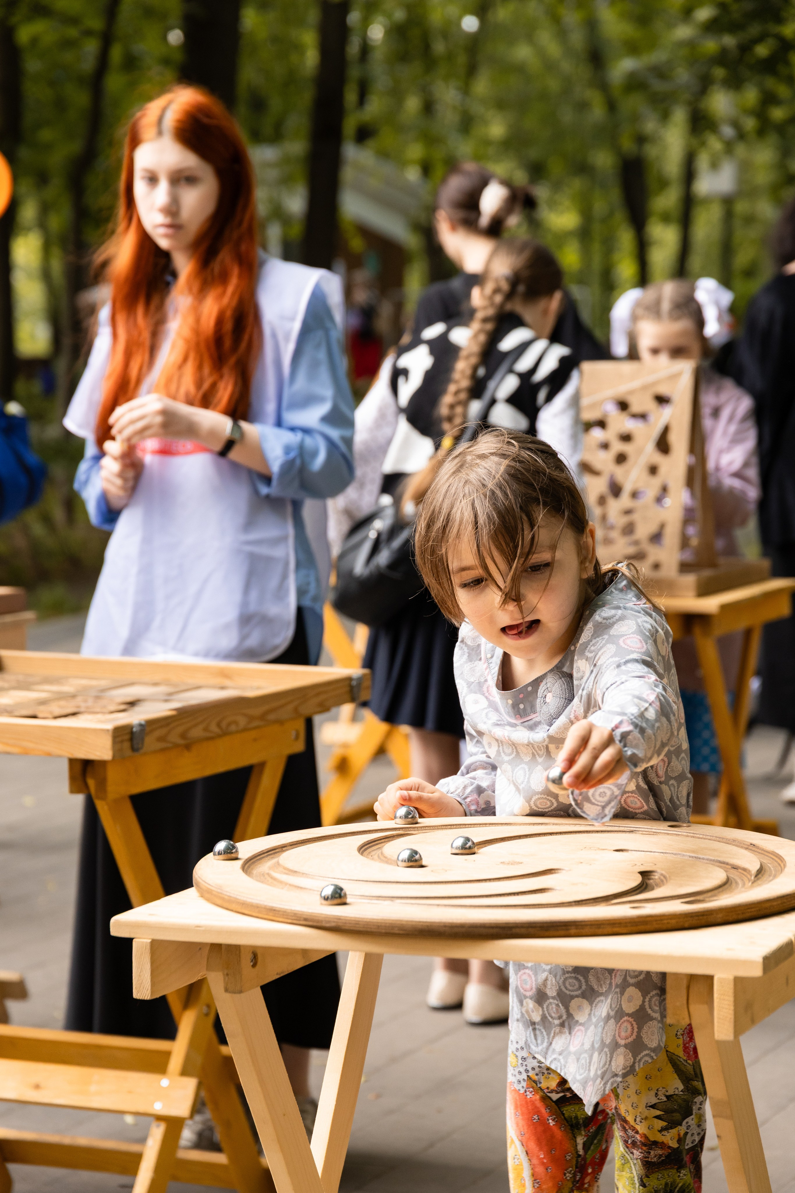 1 июня. День защиты детей и Фестиваль МногоЮность. Выпускные фотоальбомы в Москве и Московской области
