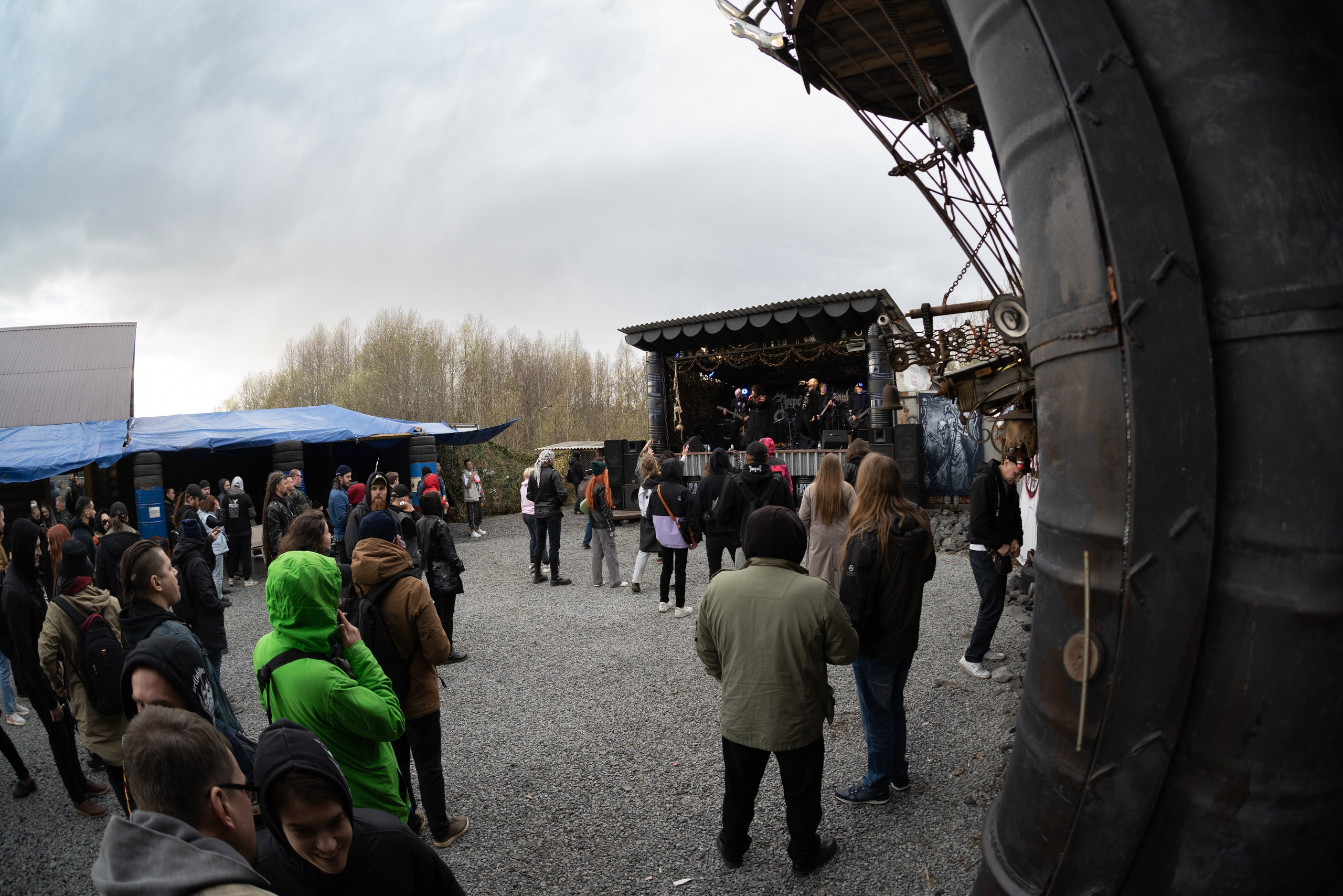 Фестиваль «ПОСРЕДИ КЛАДБИЩ И БОЛОТ»|Архангельск. Концертный и репортажный фотограф в Санкт-Петербурге Слава Пахомов