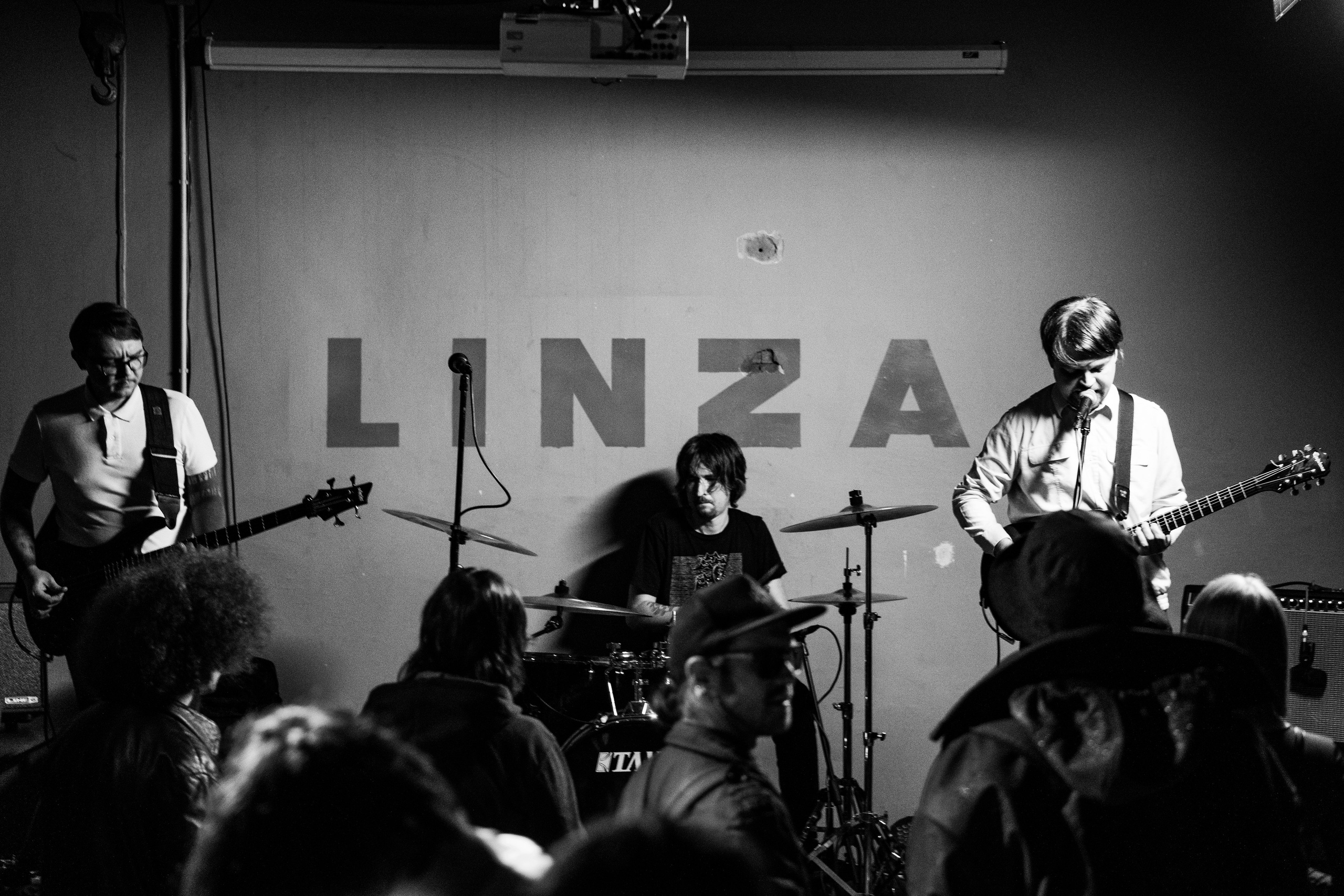 Falltime Gig. Концертный и репортажный фотограф в Санкт-Петербурге Слава Пахомов