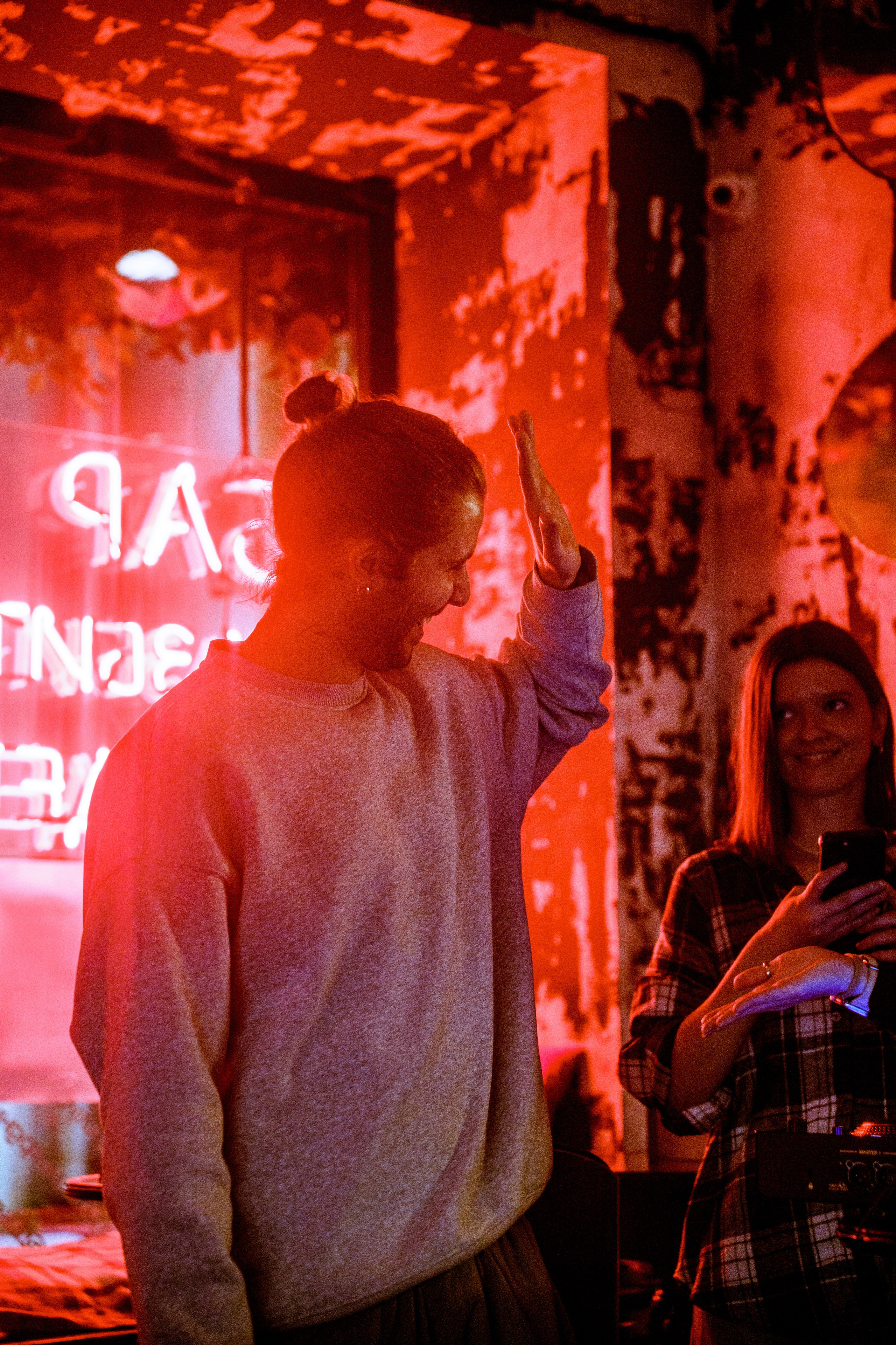 Из Сибири с любовью. Бар разбитых сердец. Концертный и репортажный фотограф в Санкт-Петербурге Слава Пахомов