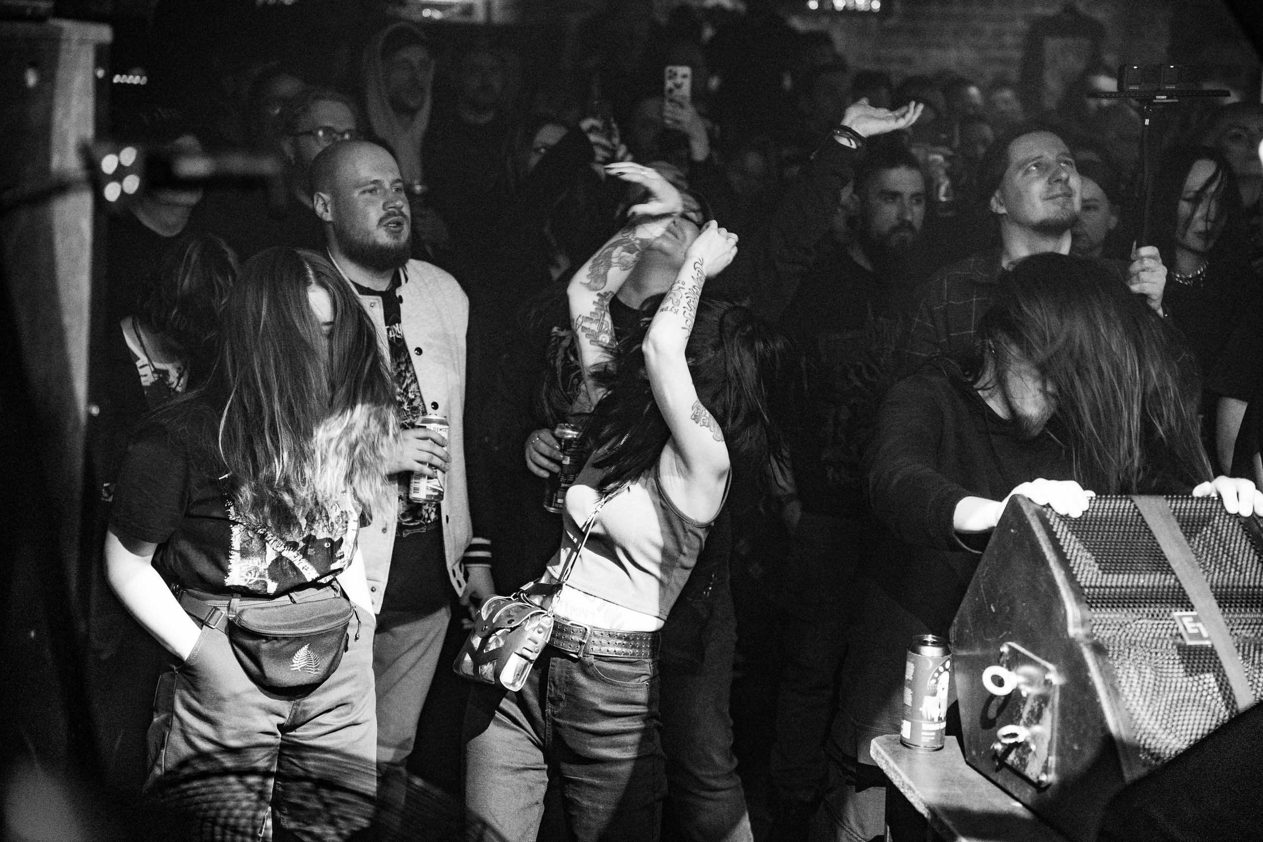 ИЛ • Minuala • Khlad|Цоколь 2.0. Концертный и репортажный фотограф в Санкт-Петербурге Слава Пахомов