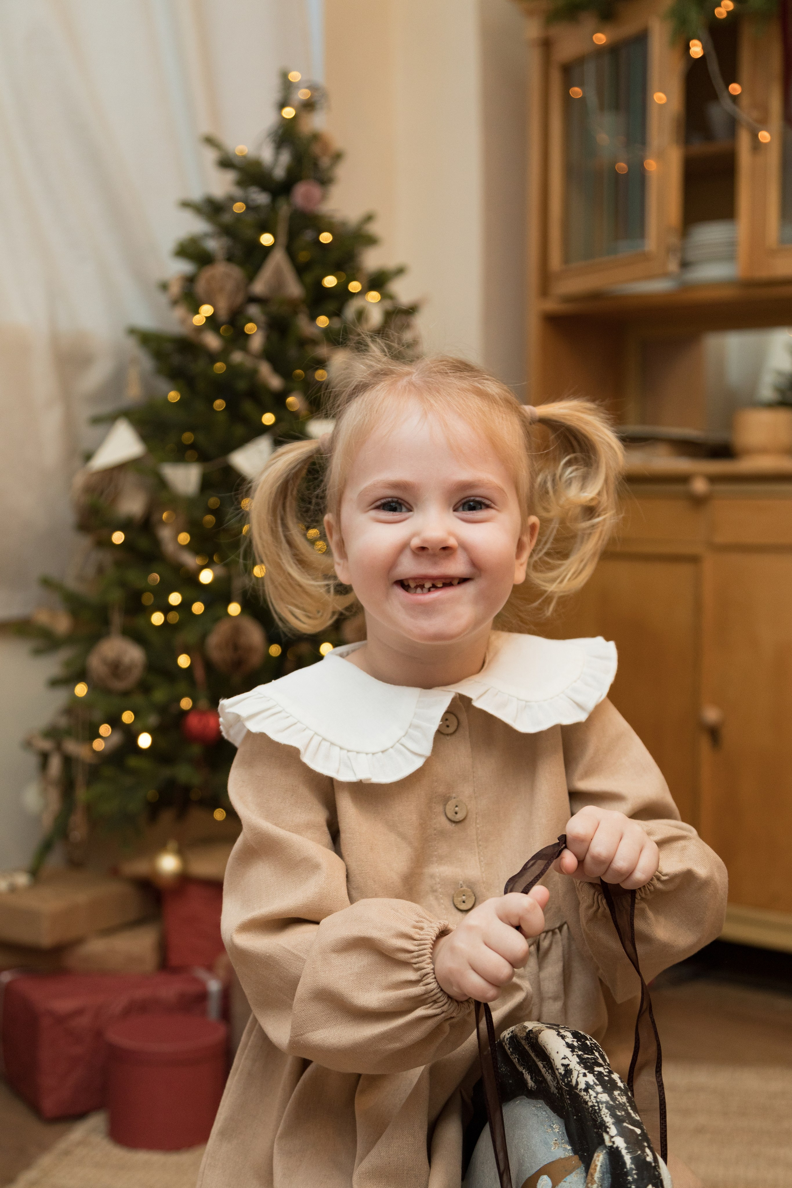Семейная новогодняя студийная фотосессия. Детский и контент фотограф Надя Волкова Санкт-Петербург
