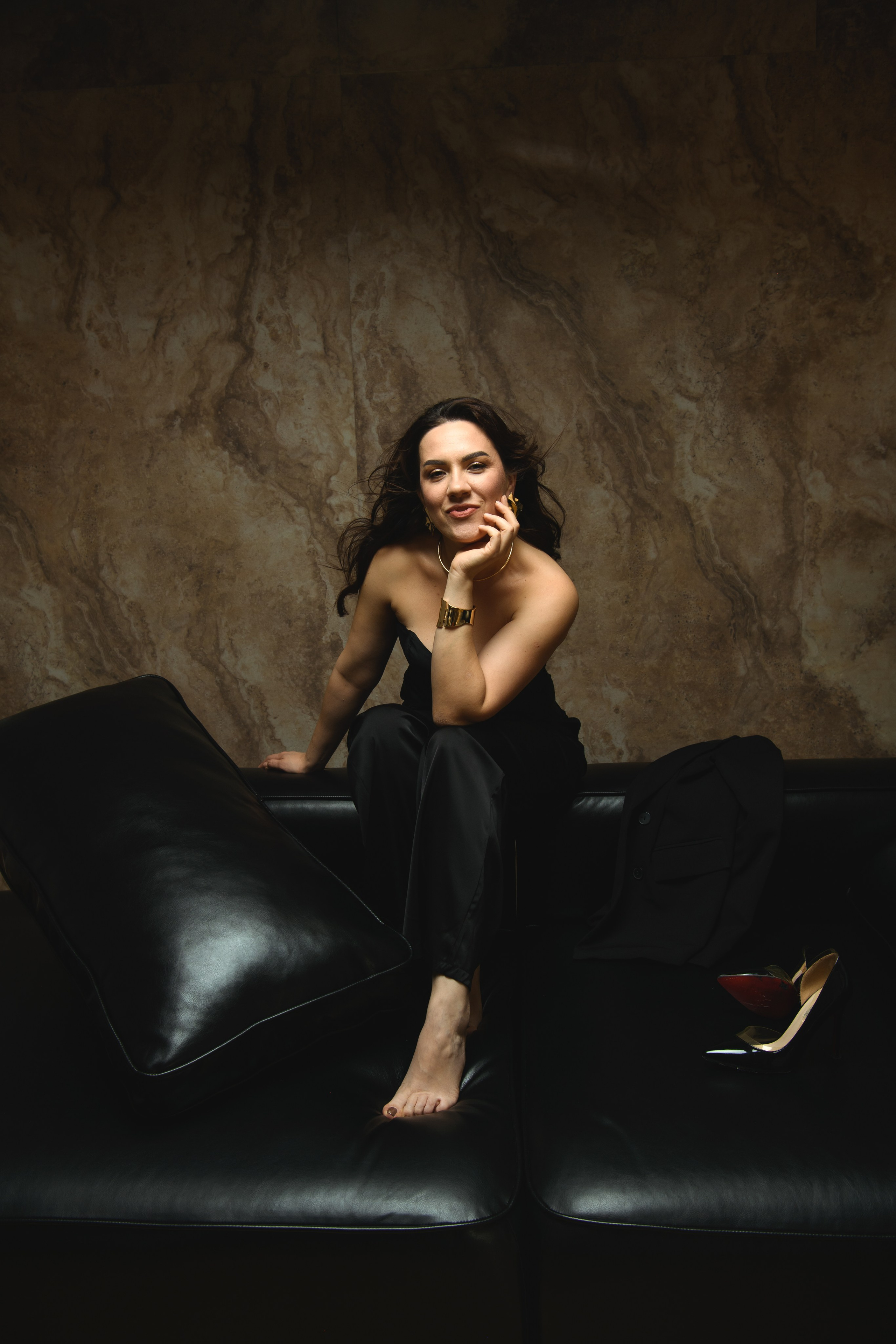 …Без слов — фотосессия для нее. Фотохудожник Нина Жихарева