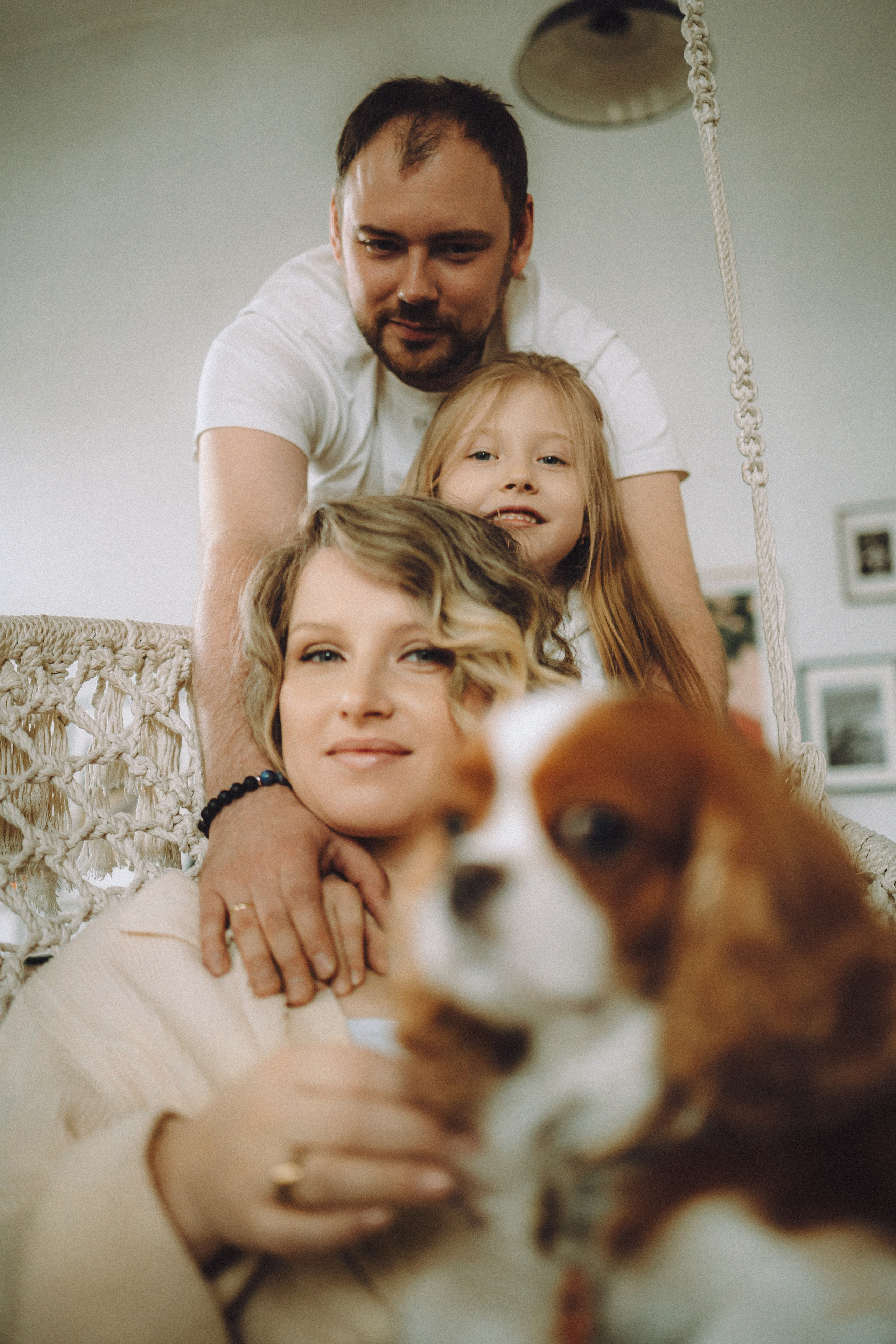 Валя, Вася, Аня и Ириска