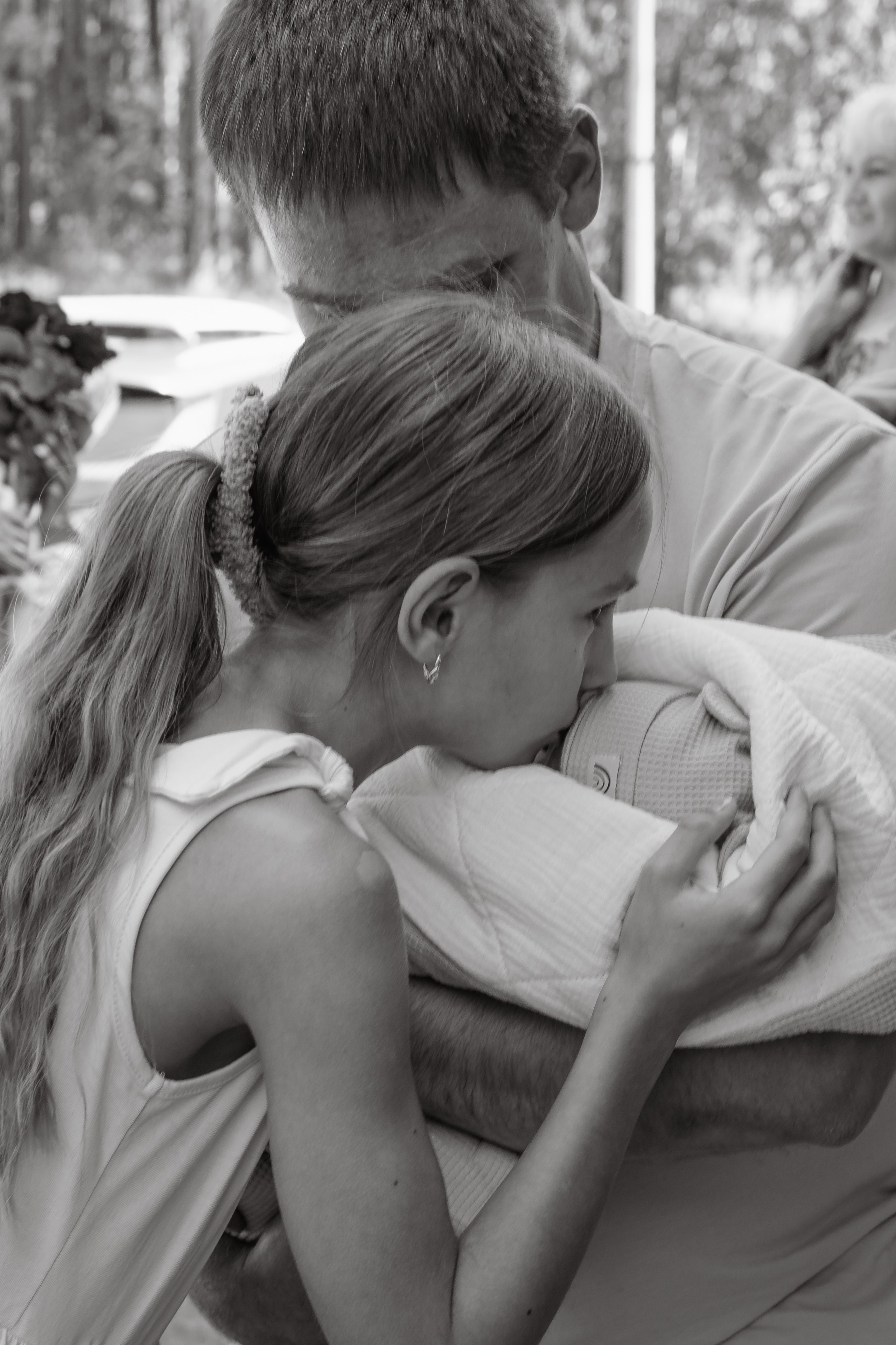 Выписка из роддома. Свадебный, семейный, школьный Фотограф и видеограф Худаноговы Александр и Ирина г. Зеленогорск, Красноярск