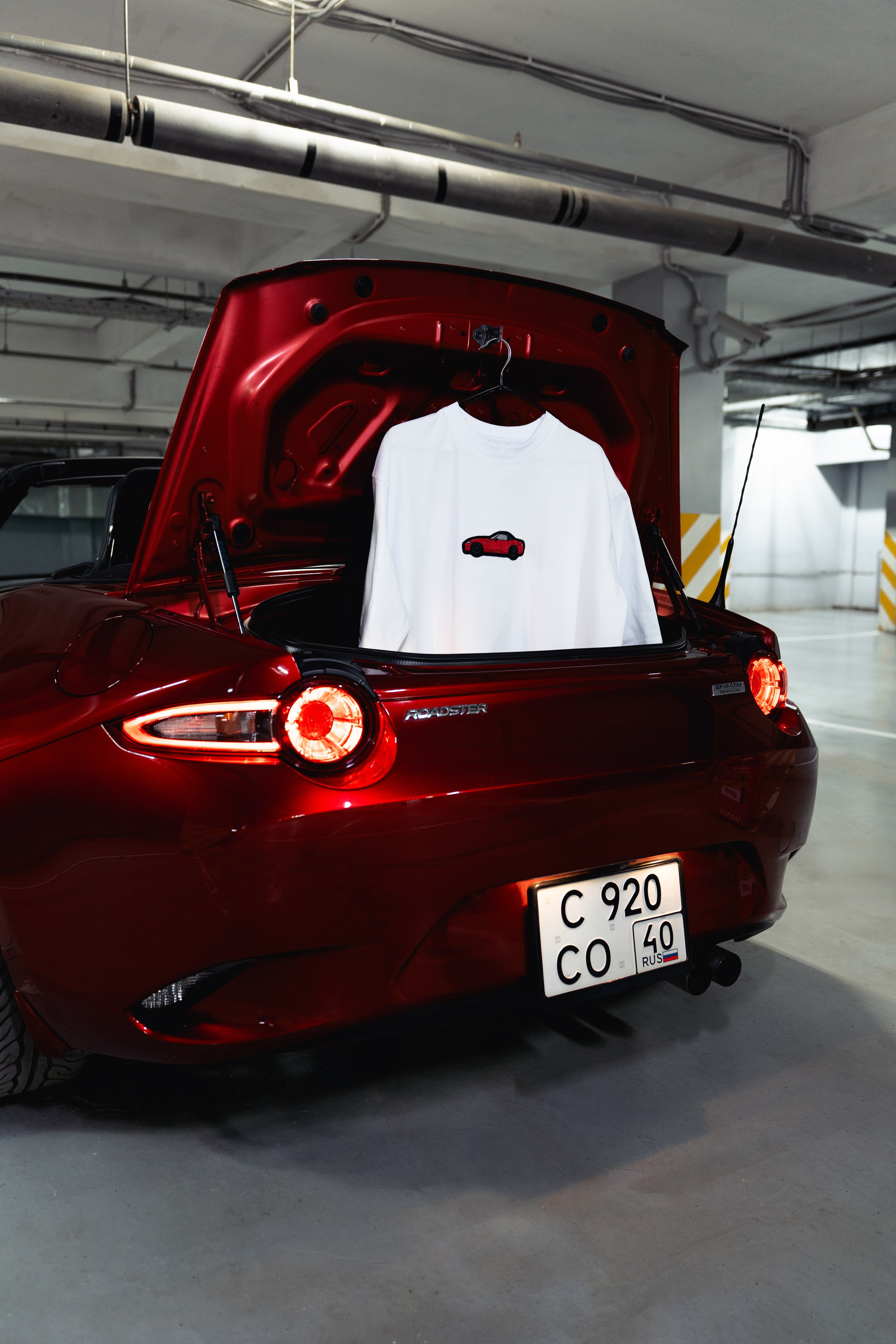 Фотографии футболок Cotton Cars и Mazda MX-5