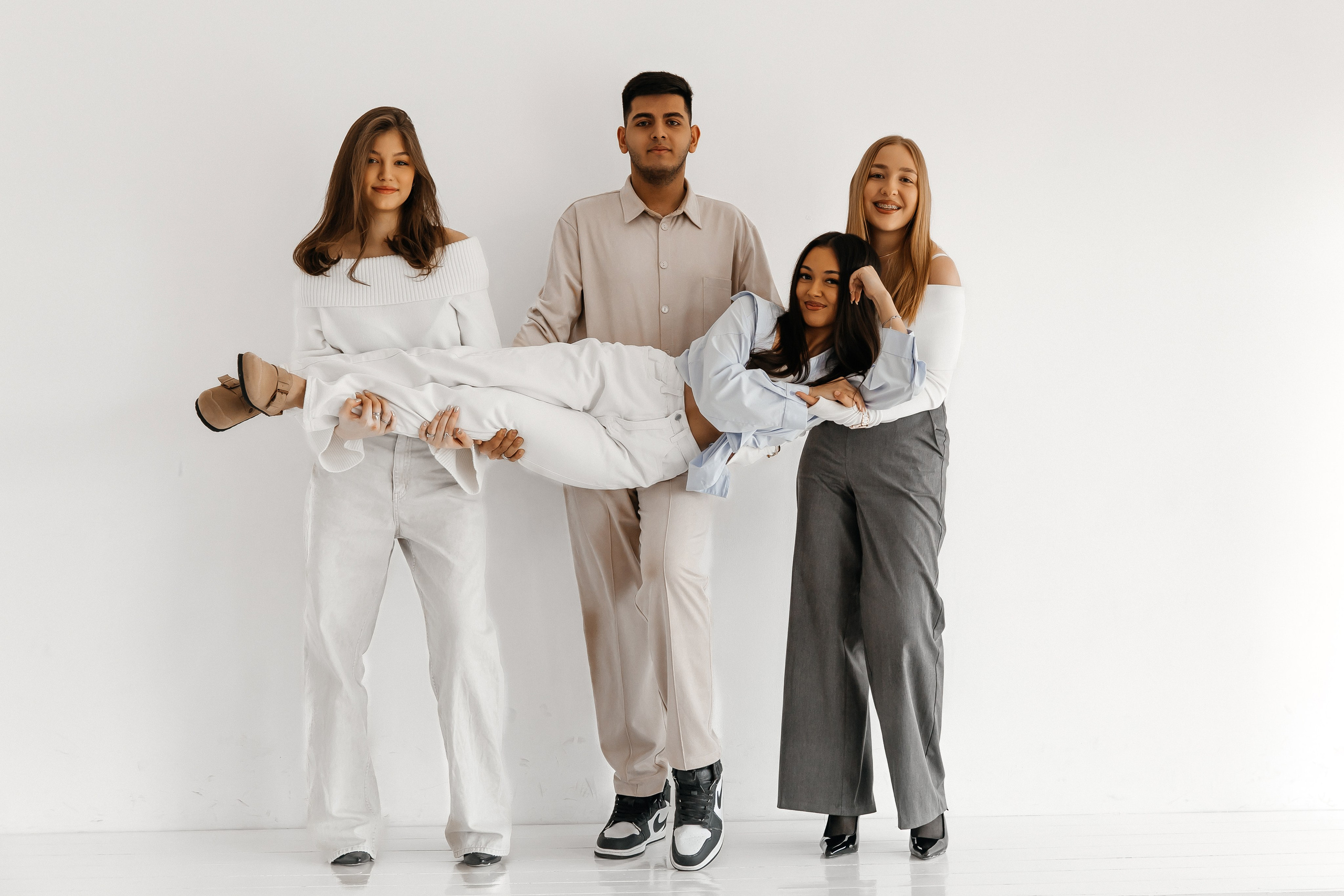 Школьники. Гарутис Лидия профессиональный фотограф в Чите