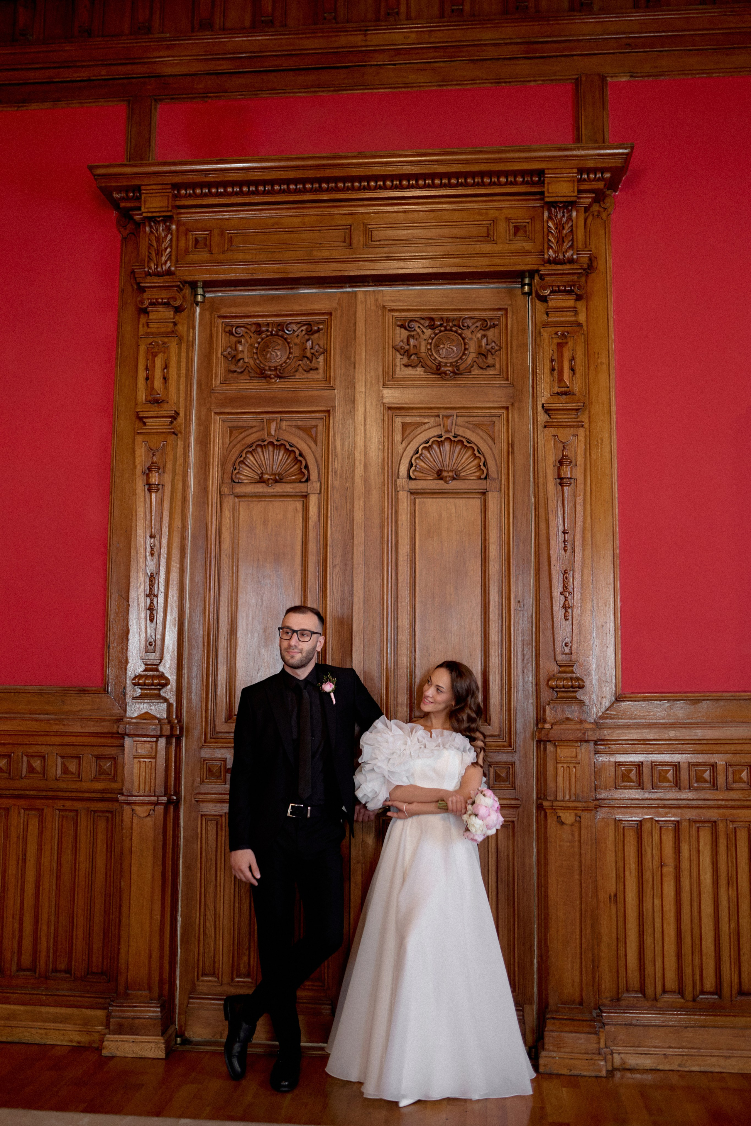 Свадебная фотосессия на катере в Санкт-Петербурге. Сестры Карабаза. Фотографы и ретушеры в Москве и Санкт-Петербурге