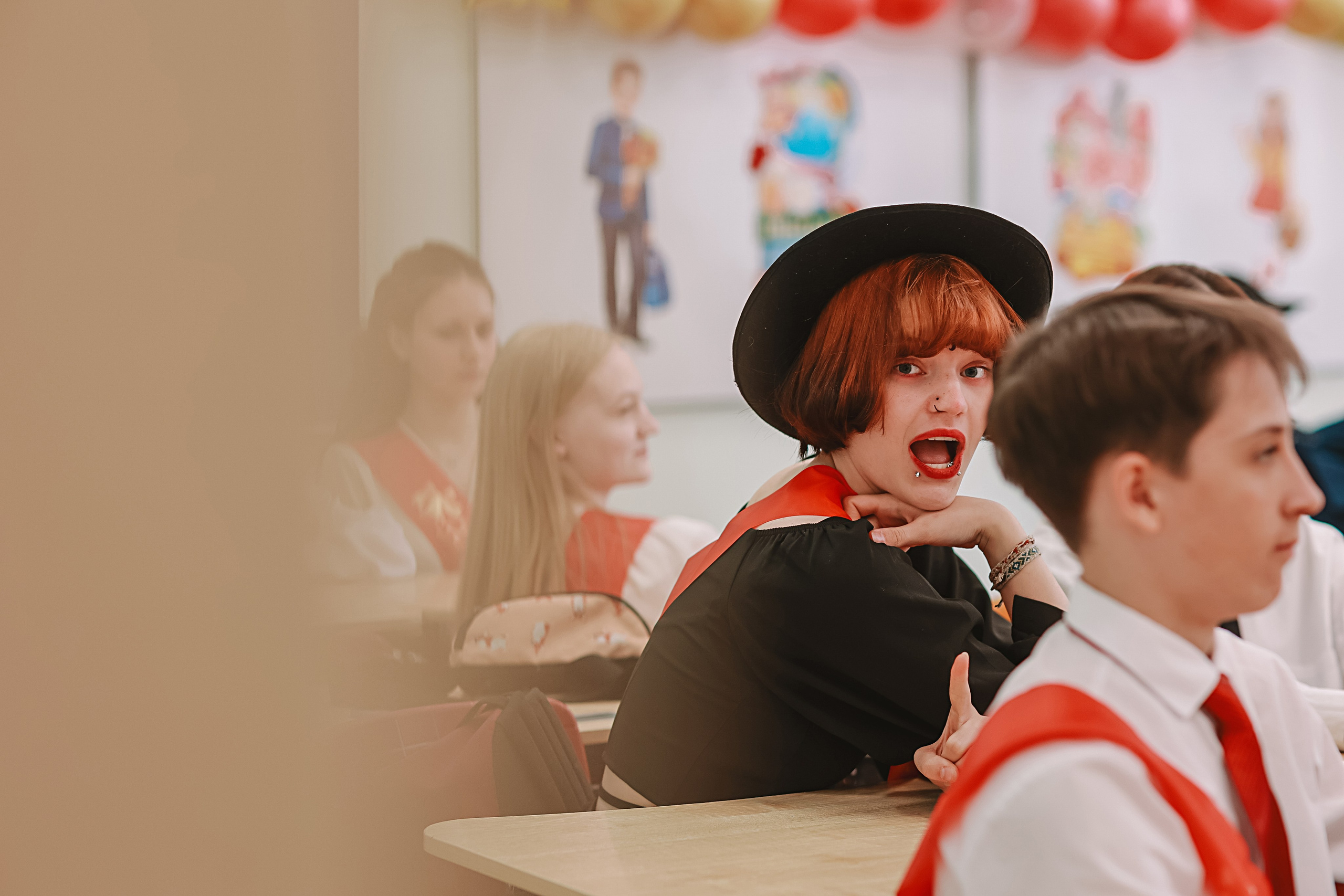 Последний звонок. Семейный фотограф Тюмень, фотограф на роды Салмина Мария