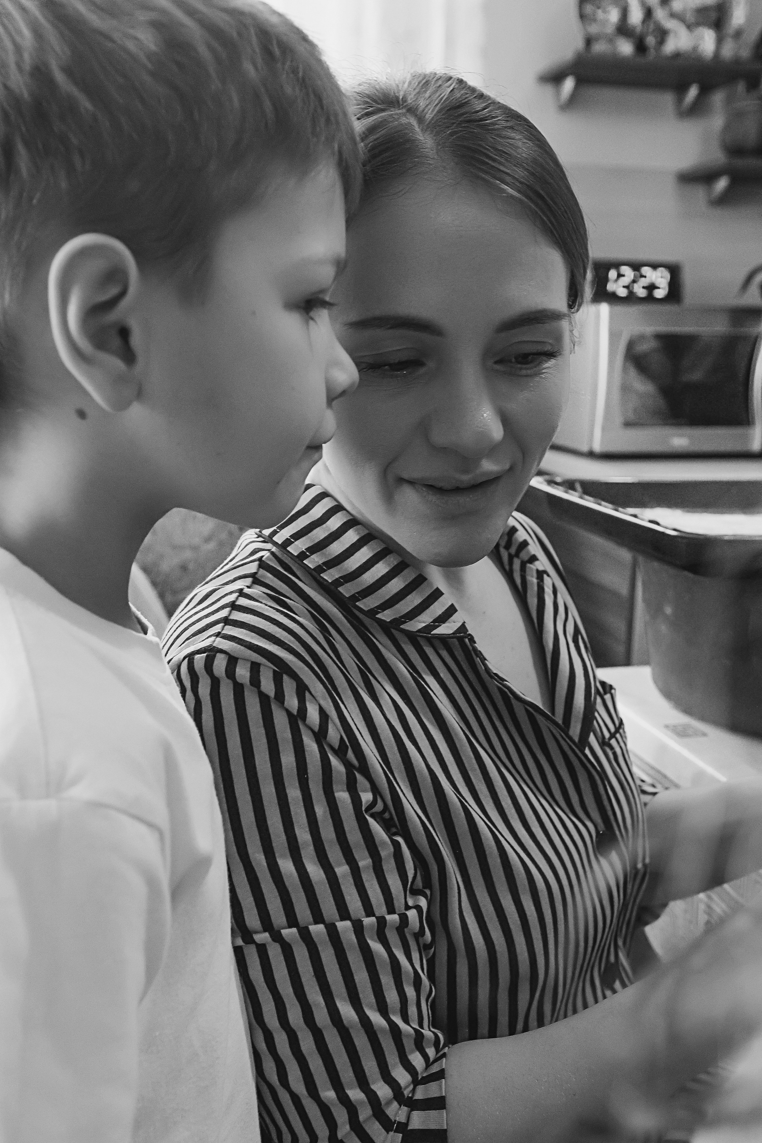 Большая семья репортаж. Семейный фотограф Тюмень, фотограф на роды Салмина Мария