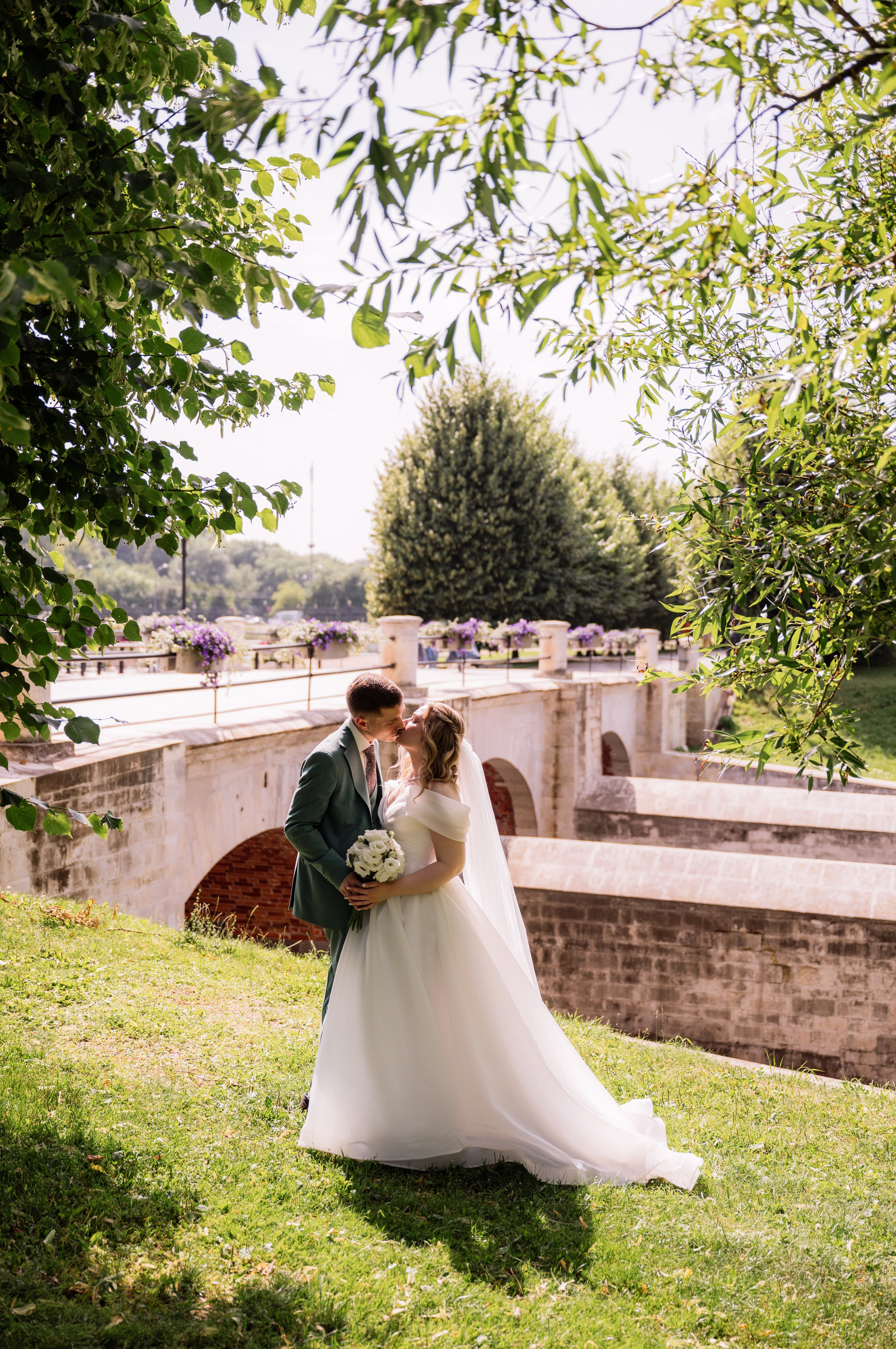 Свадебная прогулка в Царицино. Фотограф в Москве Алёна Степутенко