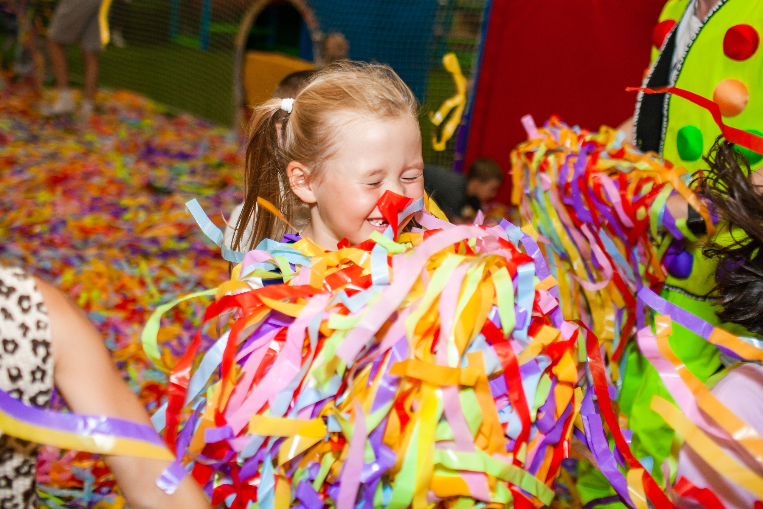 День рождения Даши Ленточная дискотека. Детский и семейный фотограф в Санкт-Петербурге Елизавета Сорокина