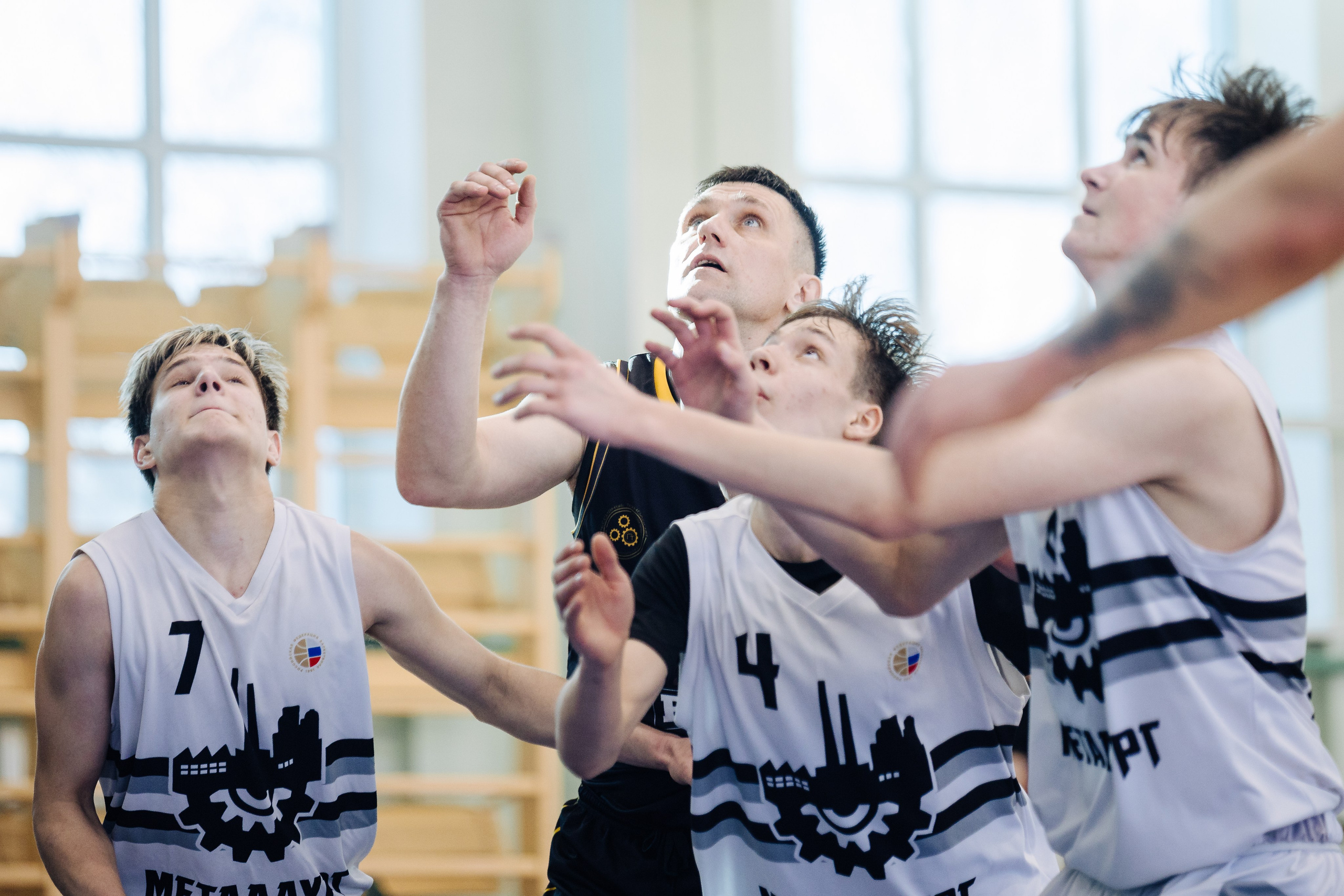 Любительский Чемпионат Магнитогорска по баскетболу // 09.02.25. Денис Прохоров Фотограф в г. Магнитогорск