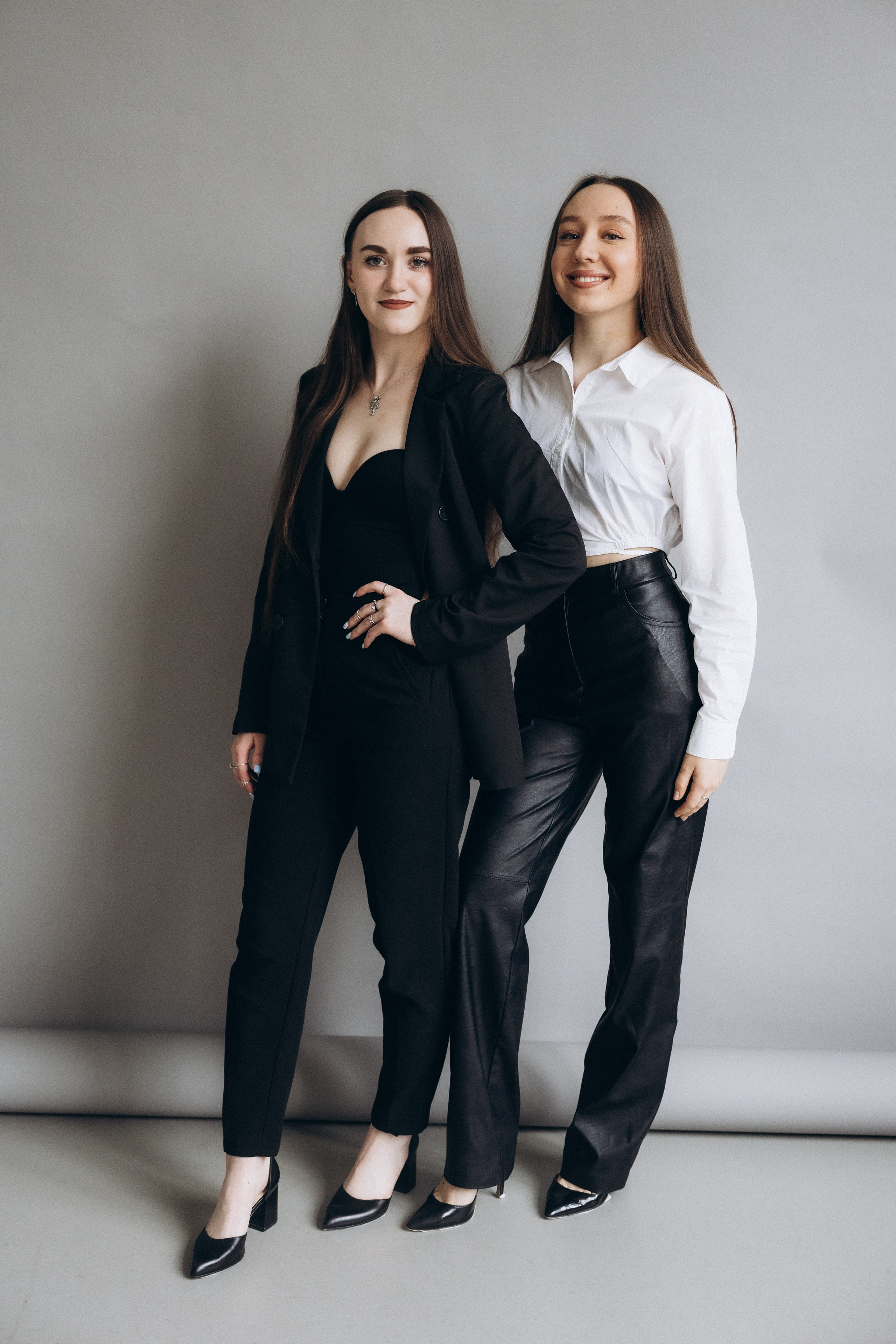 Фотосессия стоматологов в студии. Фотограф Артем Бросов в Санкт-Петербурге и Дубае