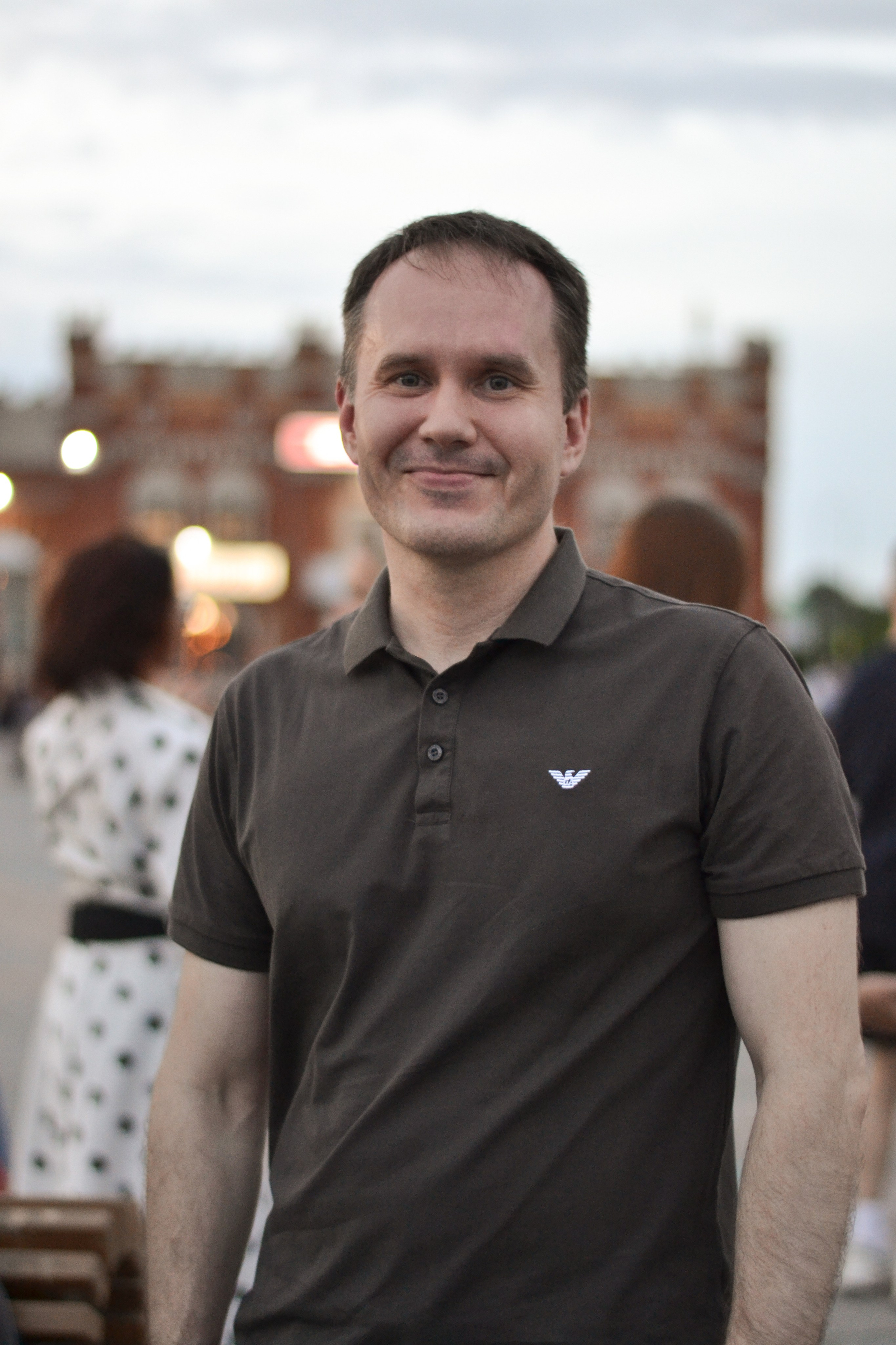 Оупен. Семейный и свадебный фотограф в Йошкар-Оле Виктор Крайт