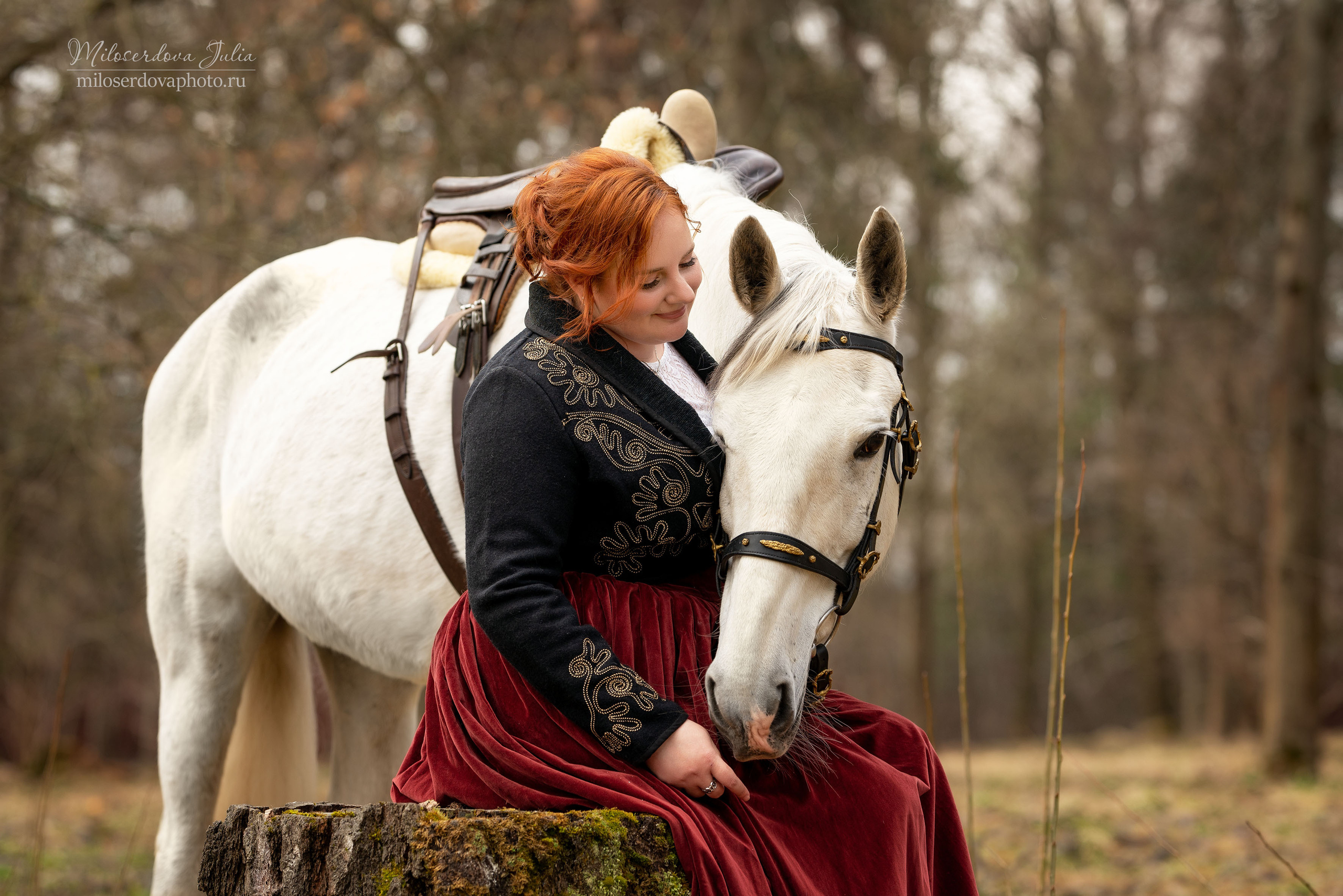 Дамская верховая езда. Фотограф Юлия Милосердова