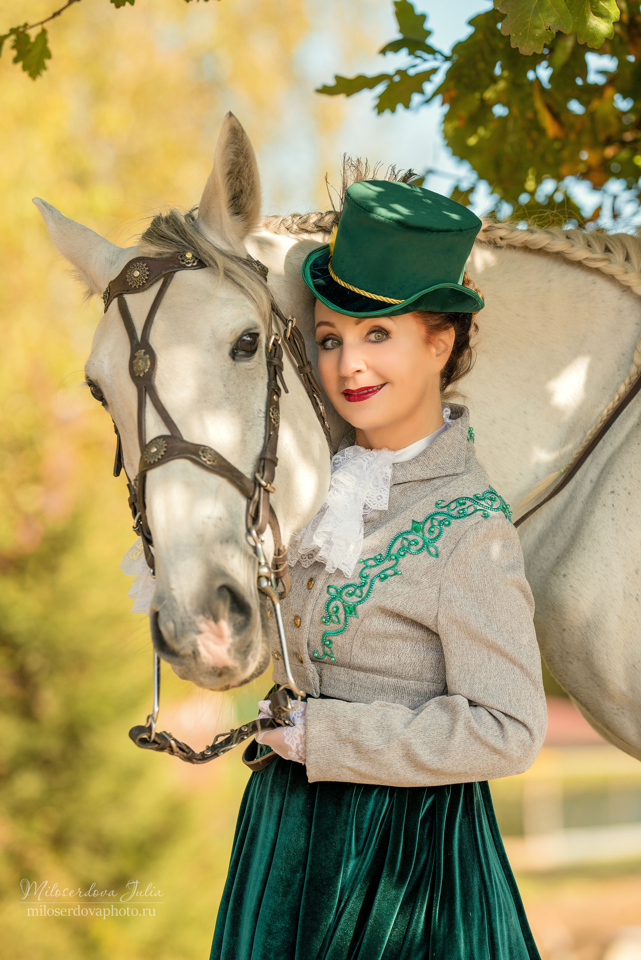 Дамская верховая езда. Фотограф Юлия Милосердова