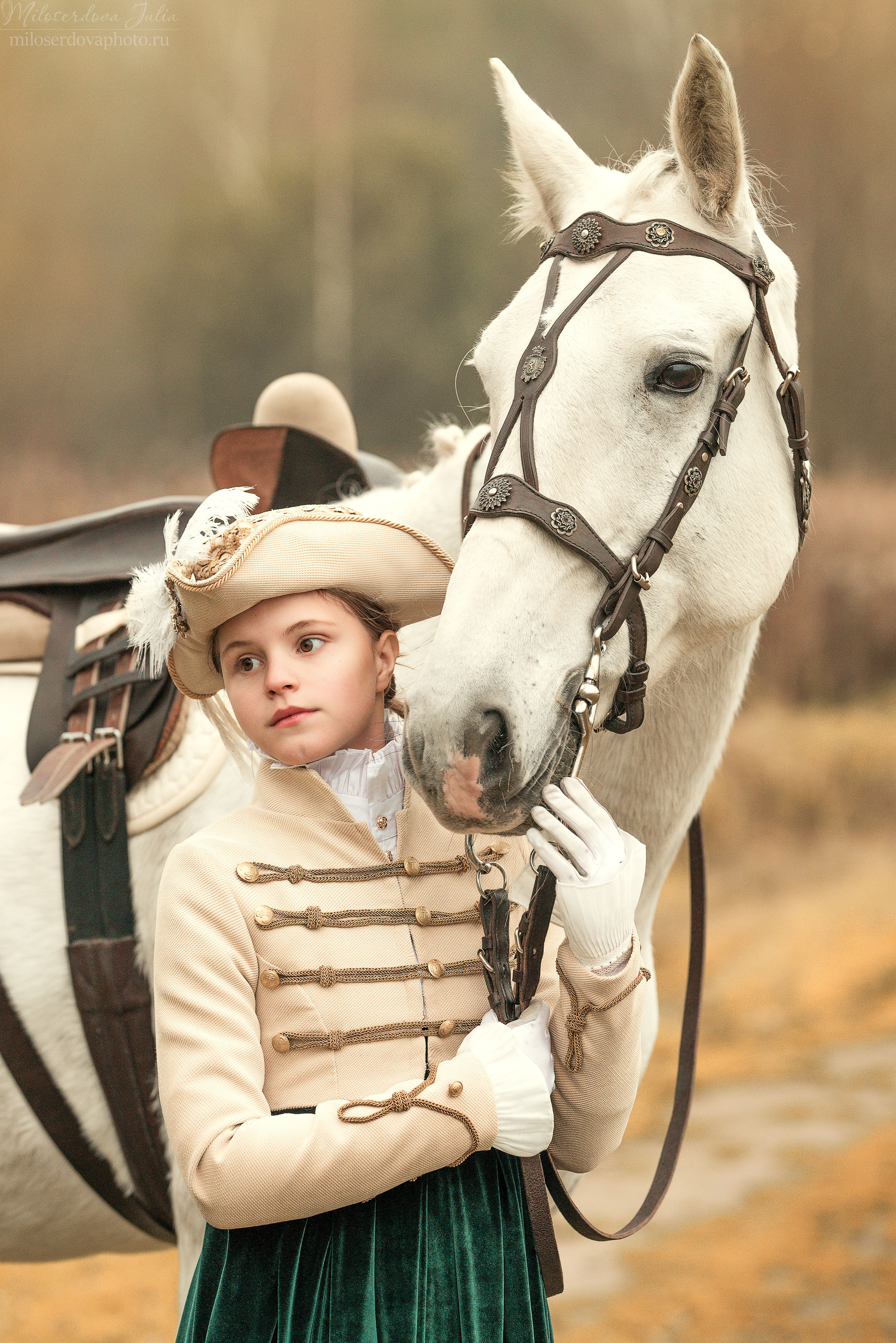Дамская верховая езда. Фотограф Юлия Милосердова
