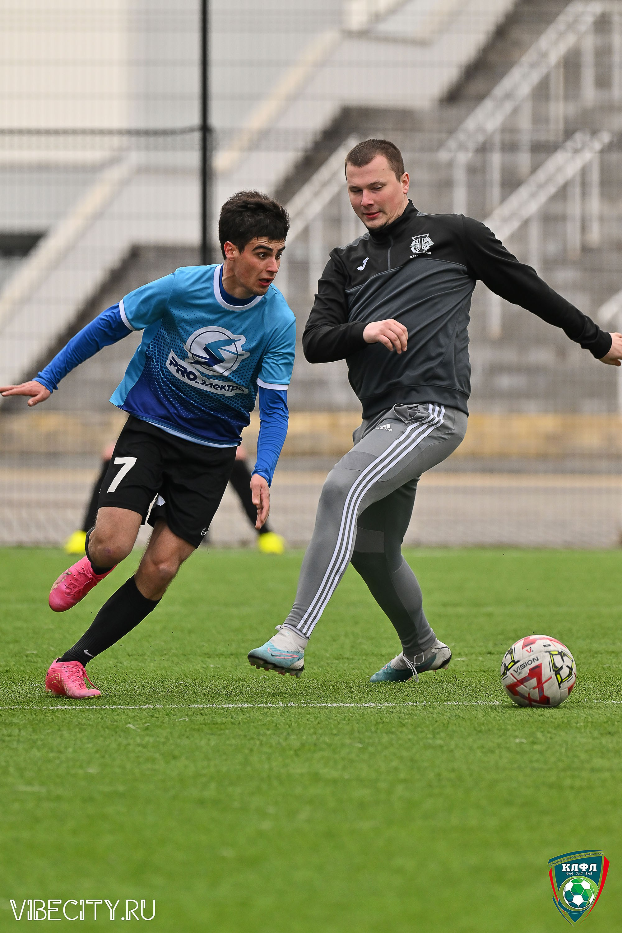 XX ЧЕМПИОНАТ КАЛИНИНГРАДСКОЙ ЛФЛ КАНЦМАРКЕТ39 сезона 2024–2025 гг. VIBECITY.RU Вайб Сити Ру Фоторепортажи Фотоотчеты Калининград