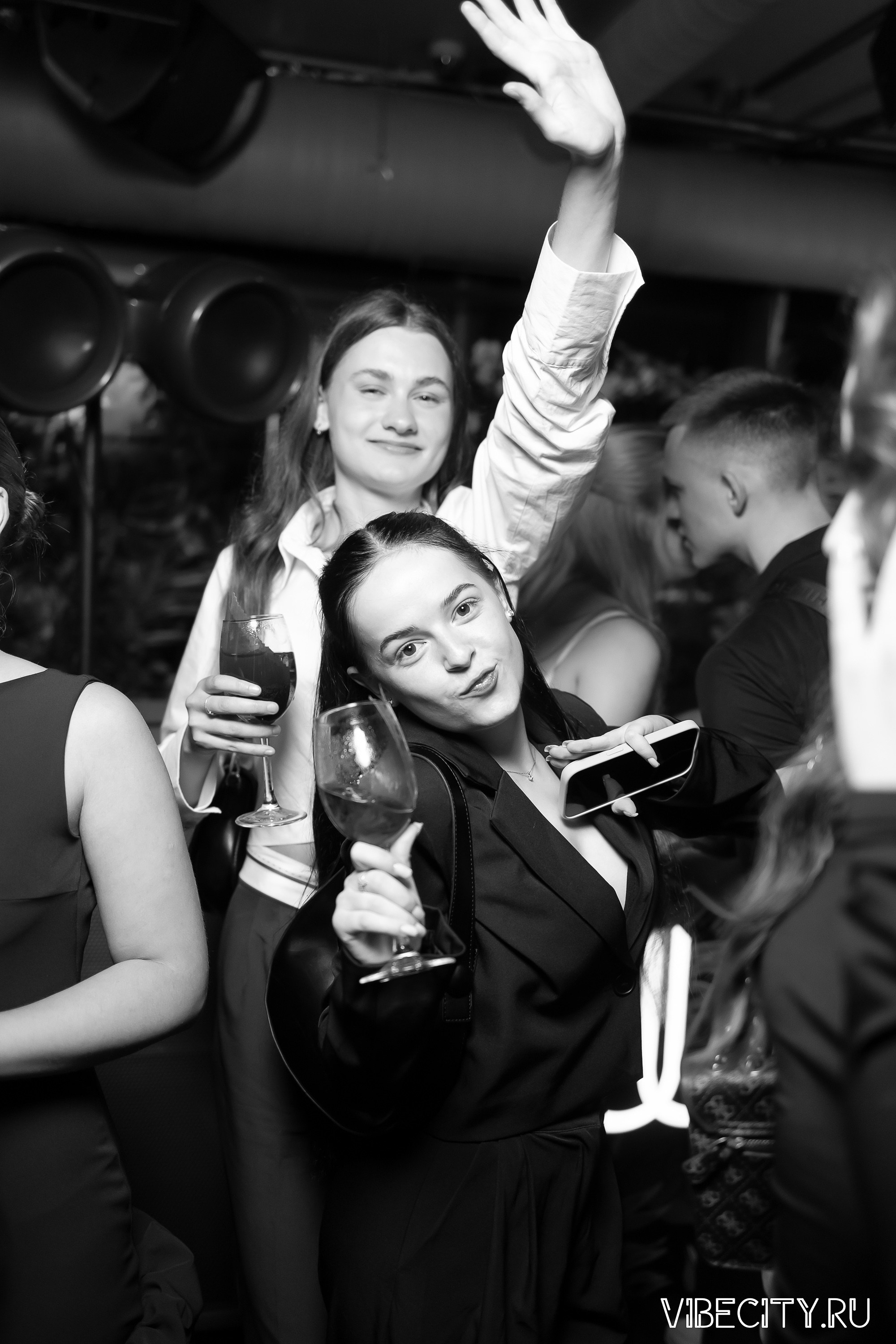 DOUBLE U. VIBECITY.RU Вайб Сити Ру Фоторепортажи Фотоотчеты Калининград