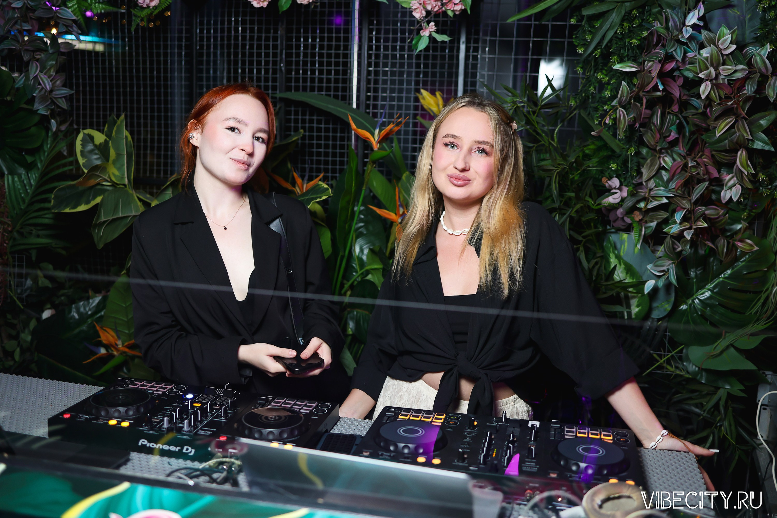 DOUBLE U. VIBECITY.RU Вайб Сити Ру Фоторепортажи Фотоотчеты Калининград