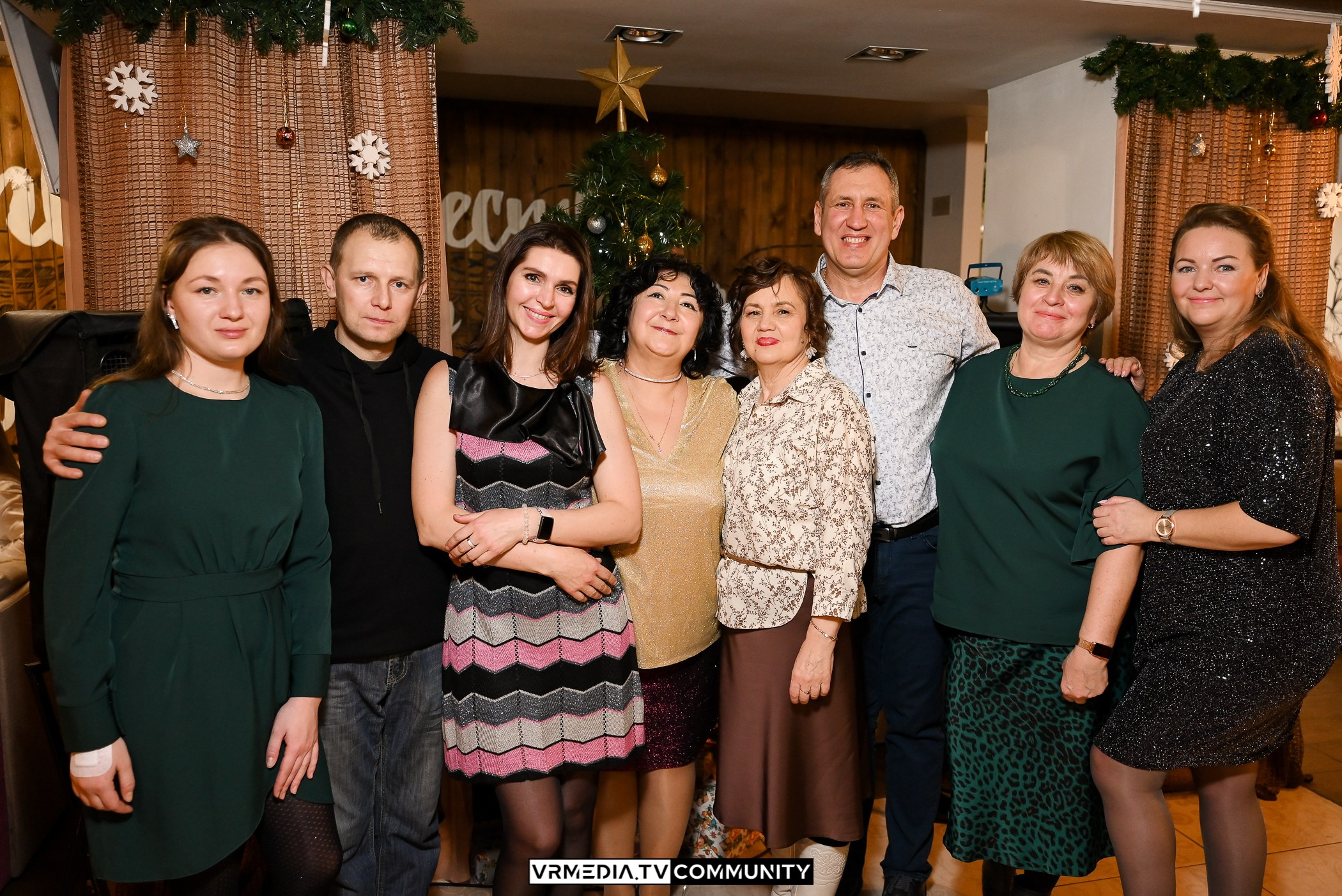 Новогодний вечер в кафе «КАмпот»