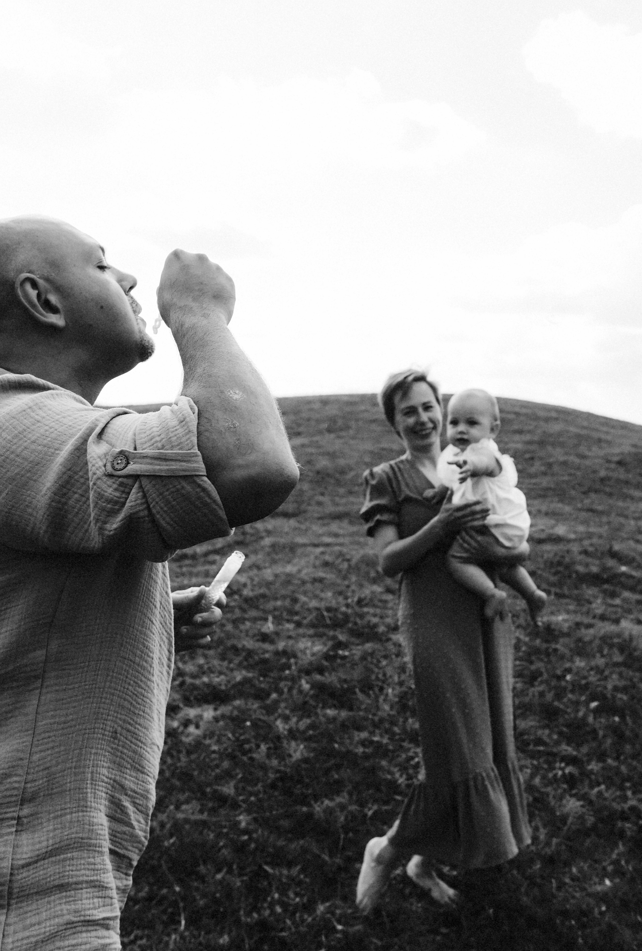 Годовасие. Колтушские высоты. Катя Лиза и Дима. Семейный и свадебный фотограф в Санкт-Петербурге Яна