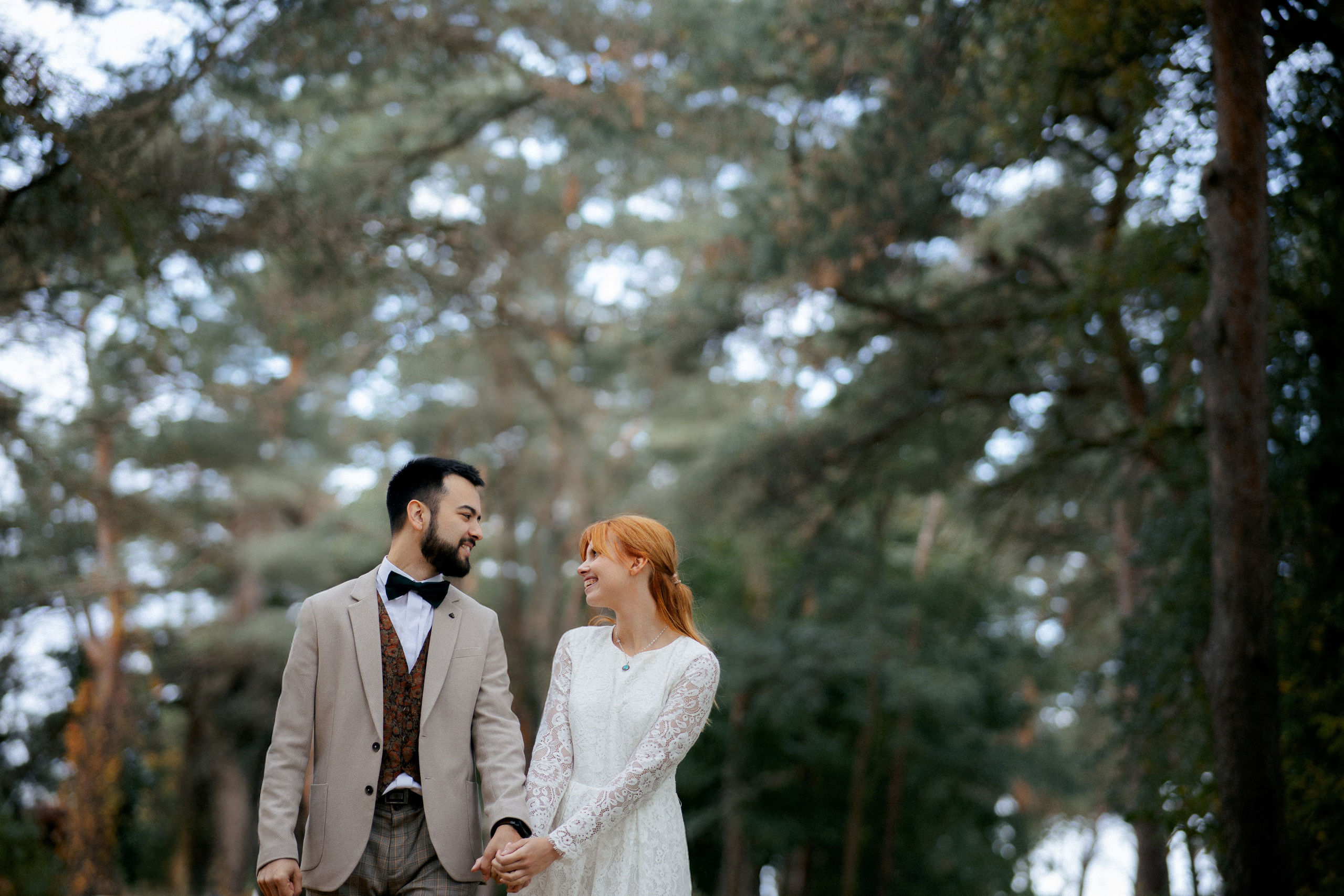 Ślubna sesja zdjęciowa w plenerze. Свадебный фотограф Варшава Лодзь Польша Елена Юцова