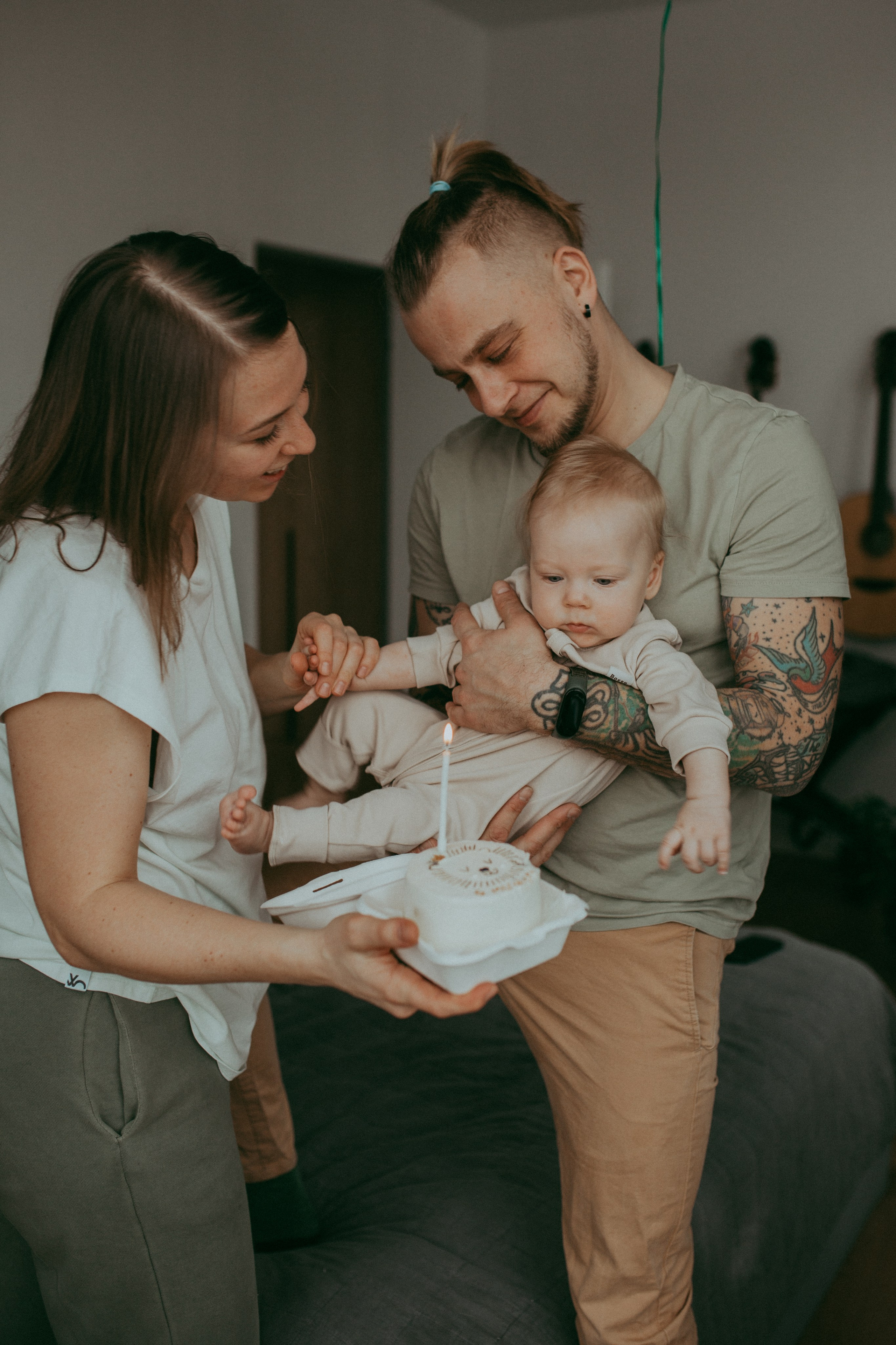 Феде 6 мес. или операция по захвату торта. Семейный фотограф Санкт-Петербург Елена Корытцева